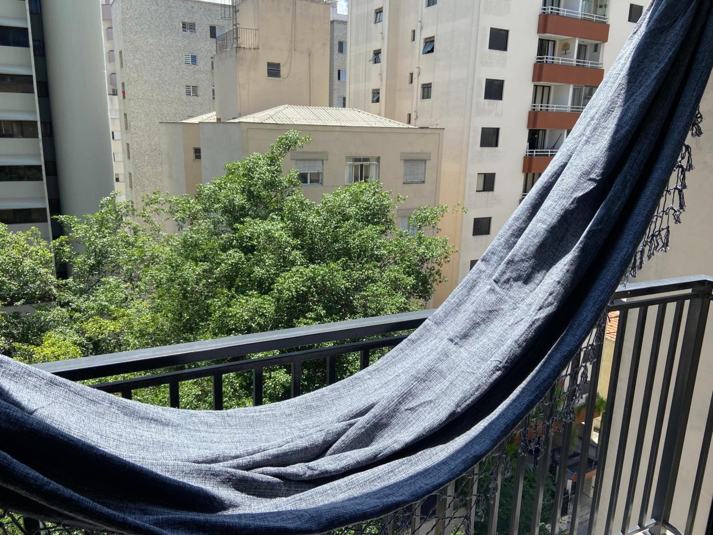 Apartment with Balcony - Photo 2