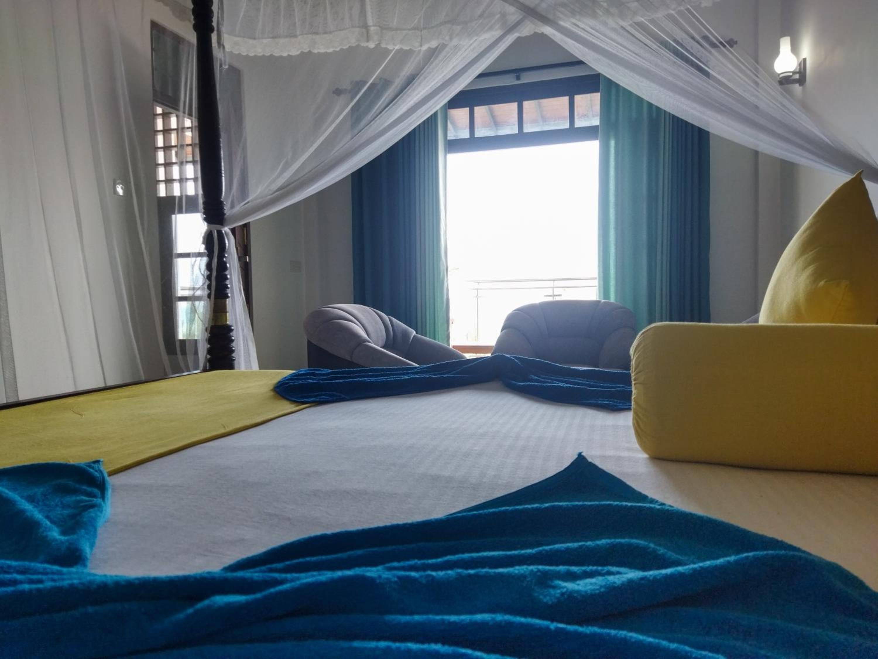 Deluxe Double Room with Balcony and Sea View
