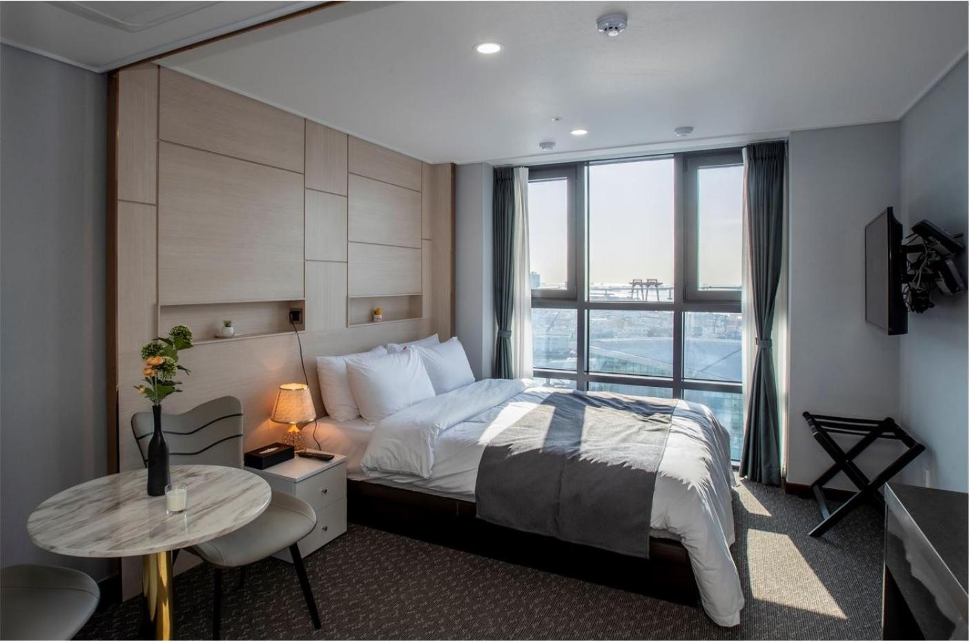 Deluxe Double Room with Sea View