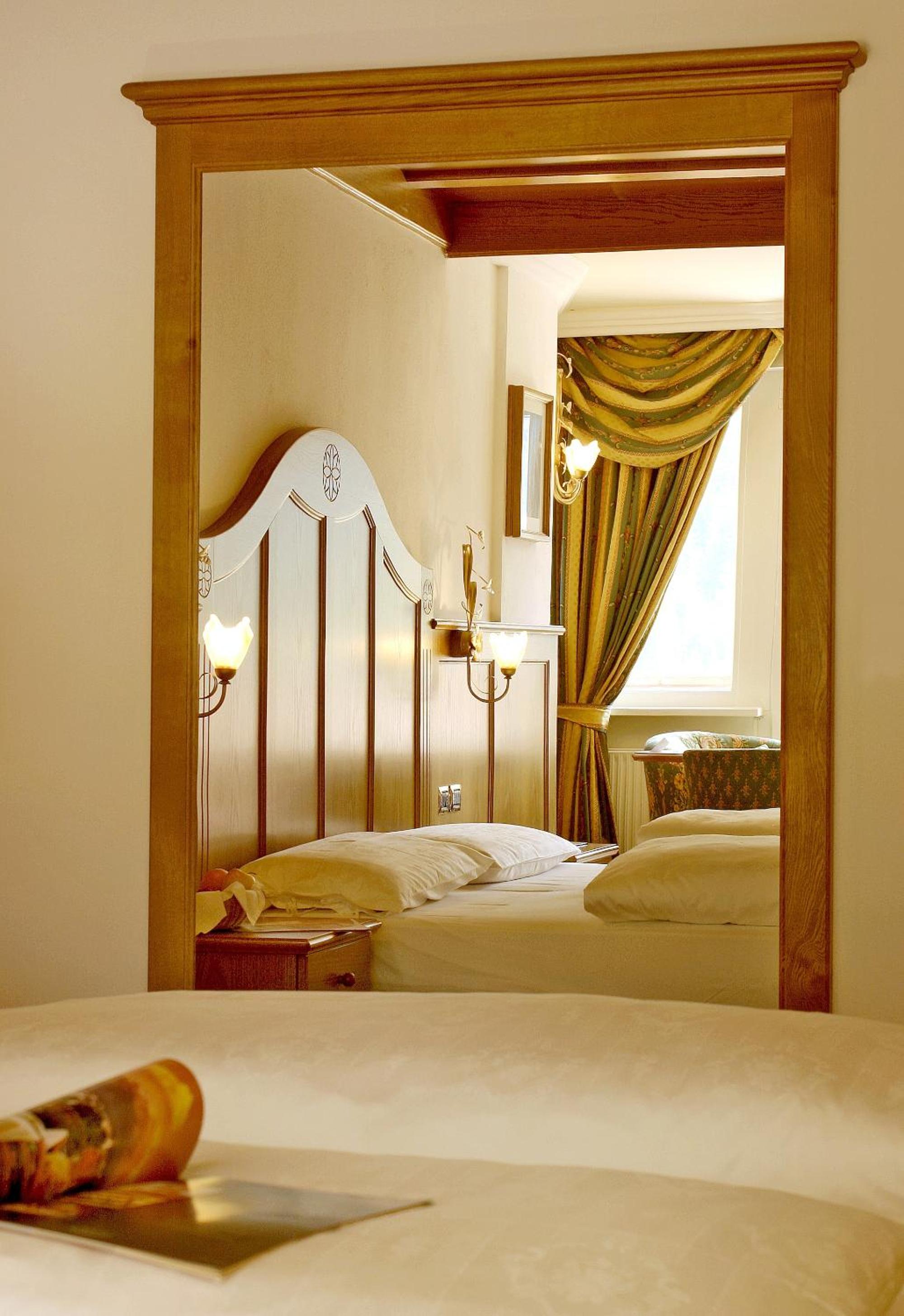 Junior Suite with Balcony photo 2