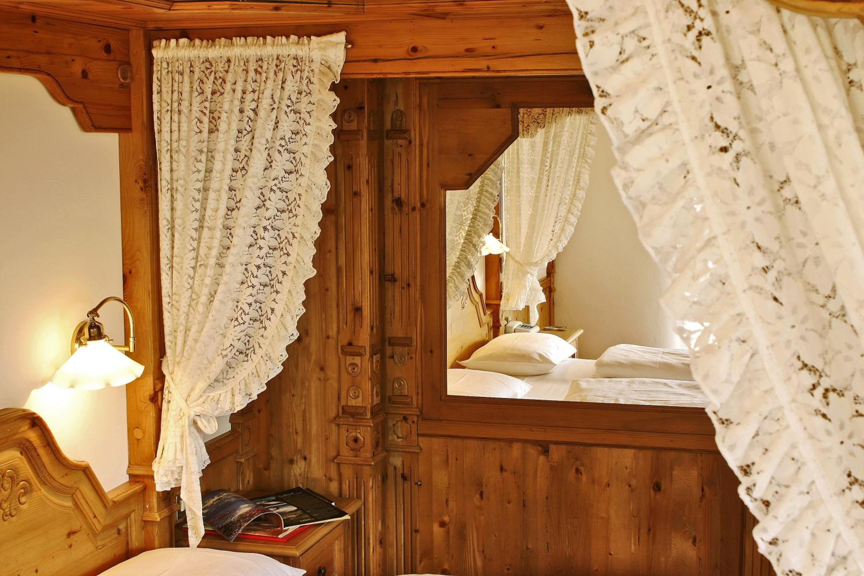 Junior Suite with Balcony photo 3