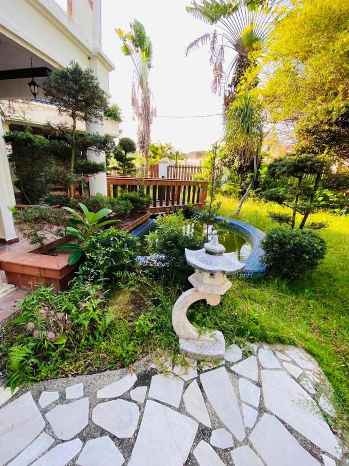 Villa photo 2