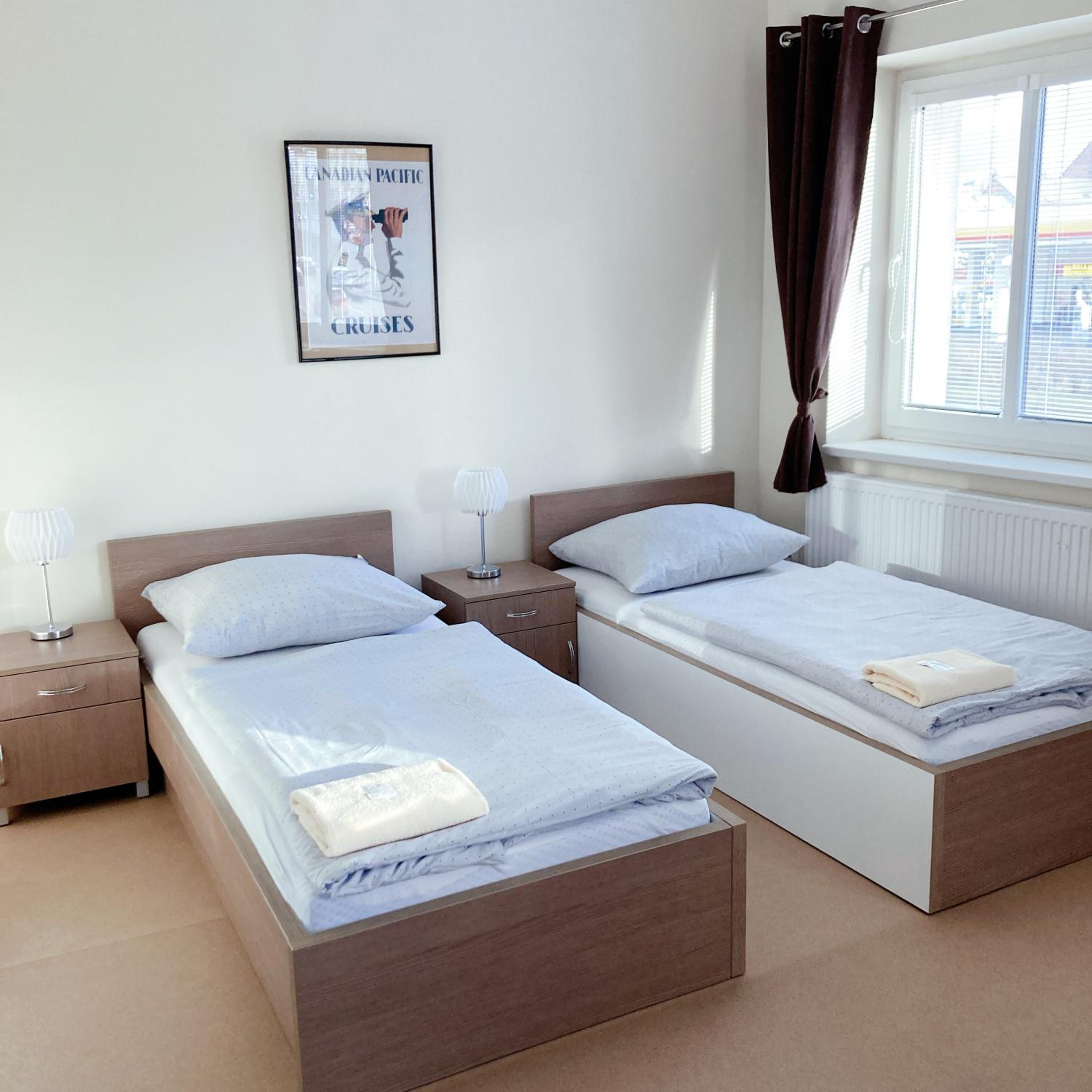 Twin Room with Private Bathroom photo 2