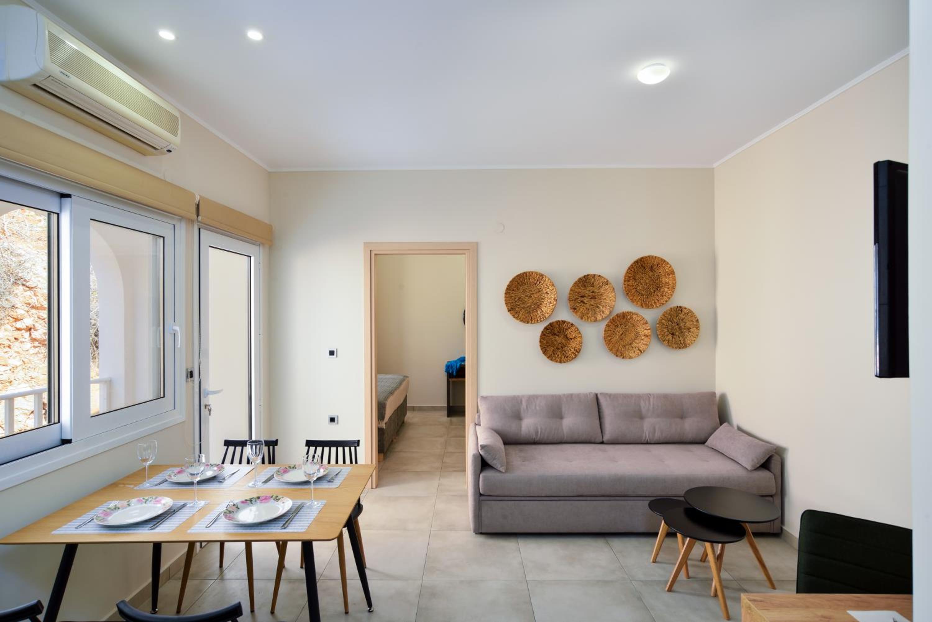 Apartment with Mountain View photo 1