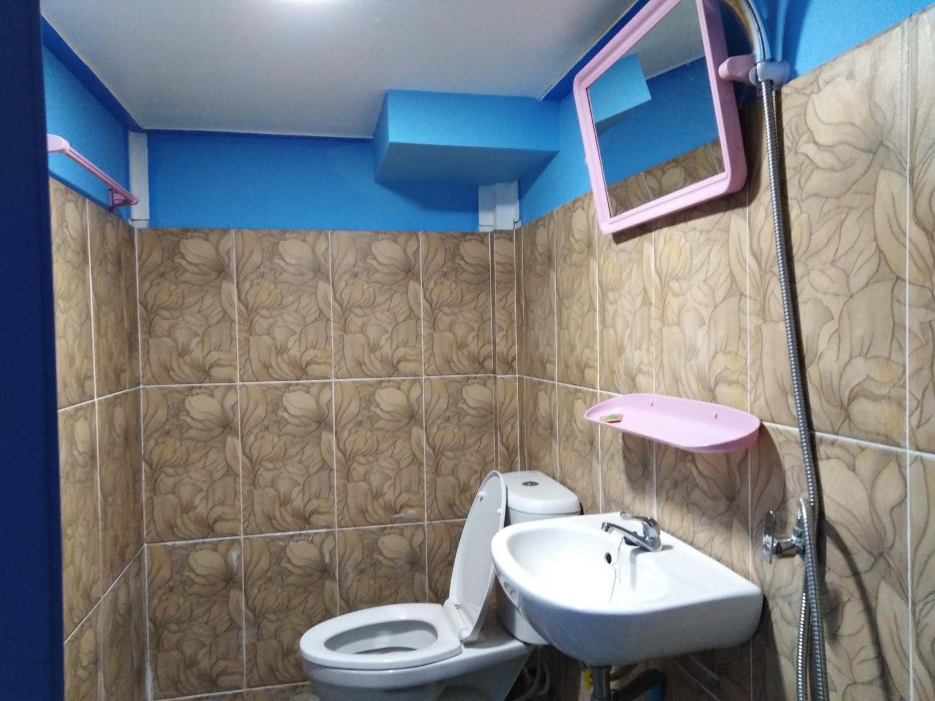 Deluxe Double Room with Balcony - Photo 3