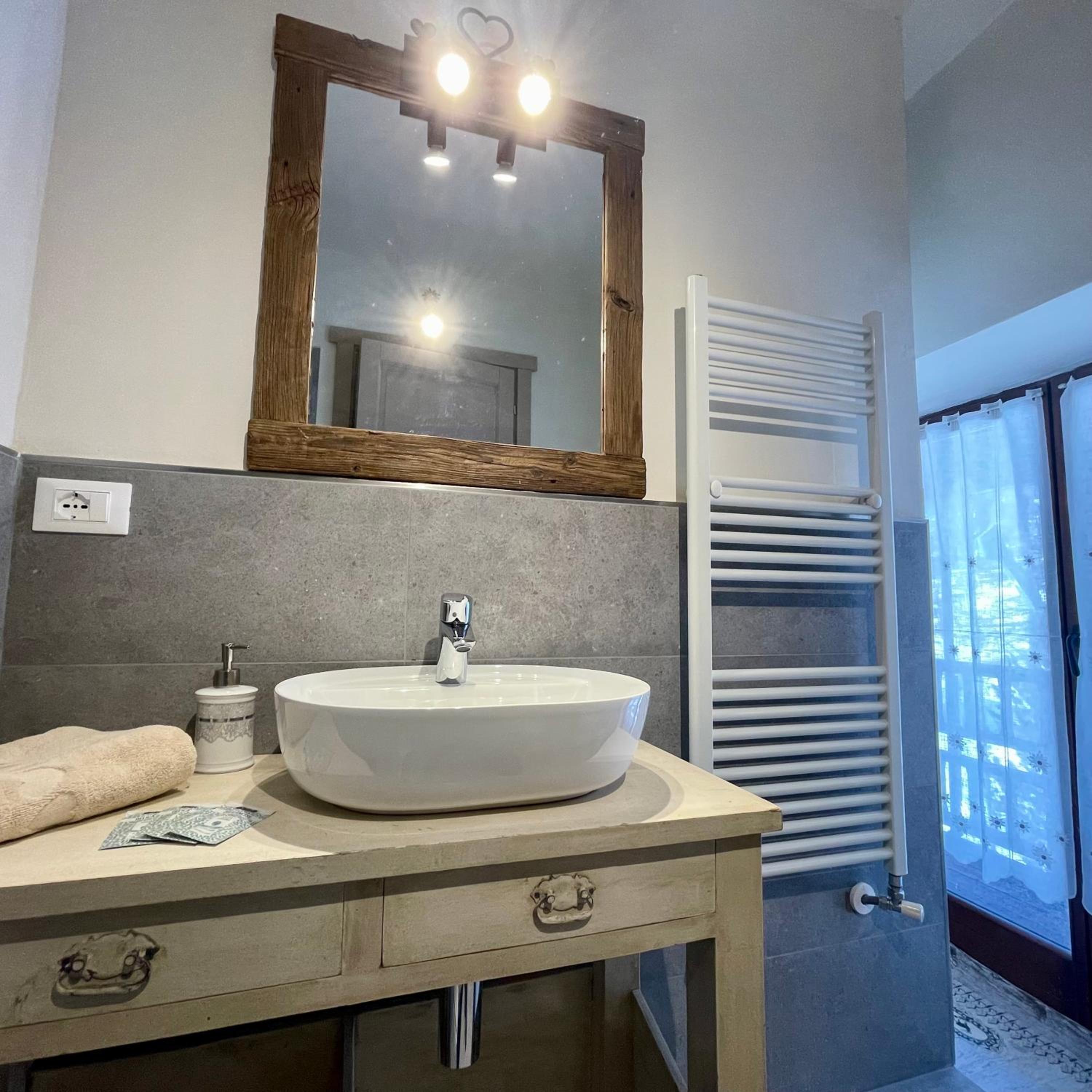 Double Room with Private Bathroom photo 3