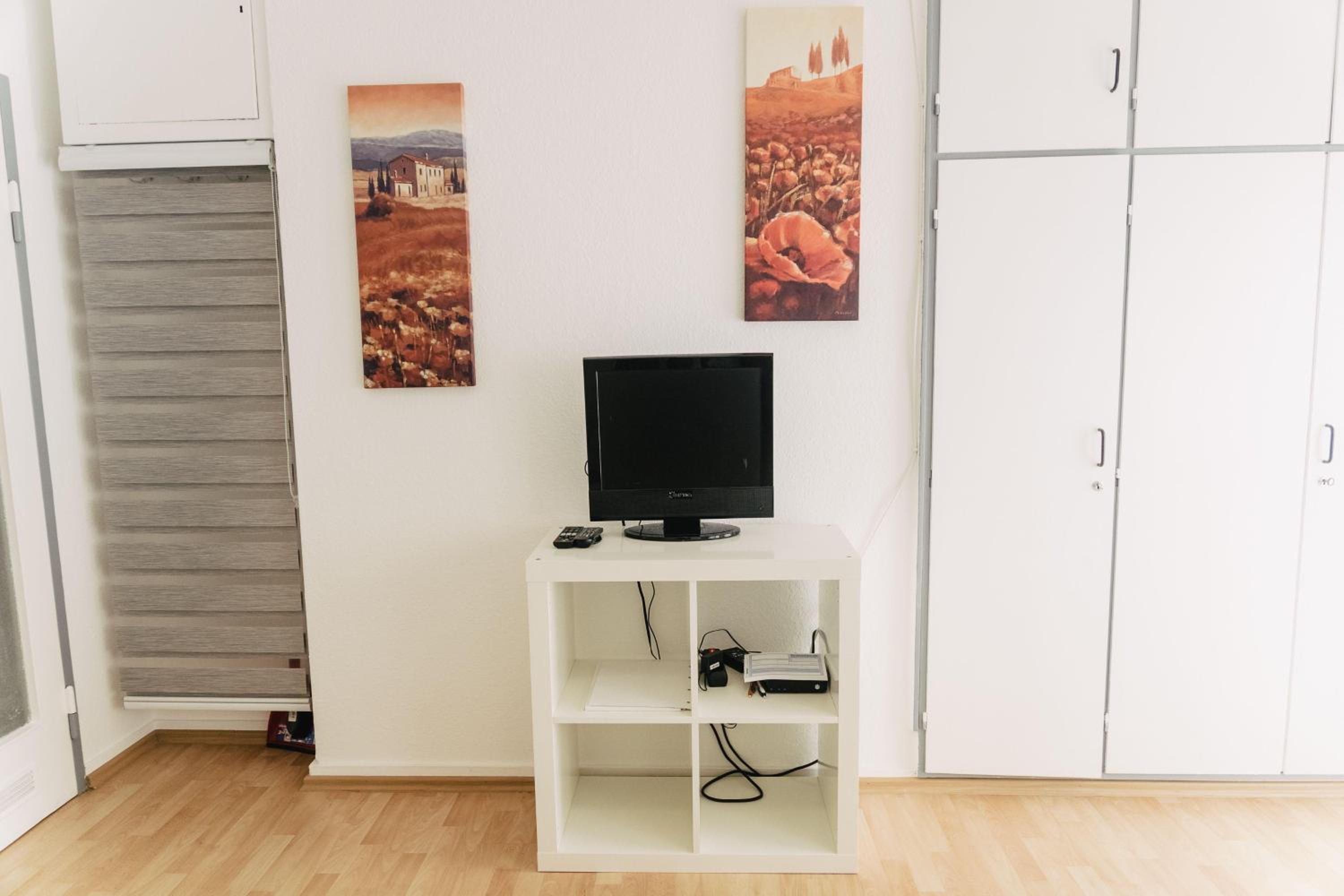 Apartment photo 2