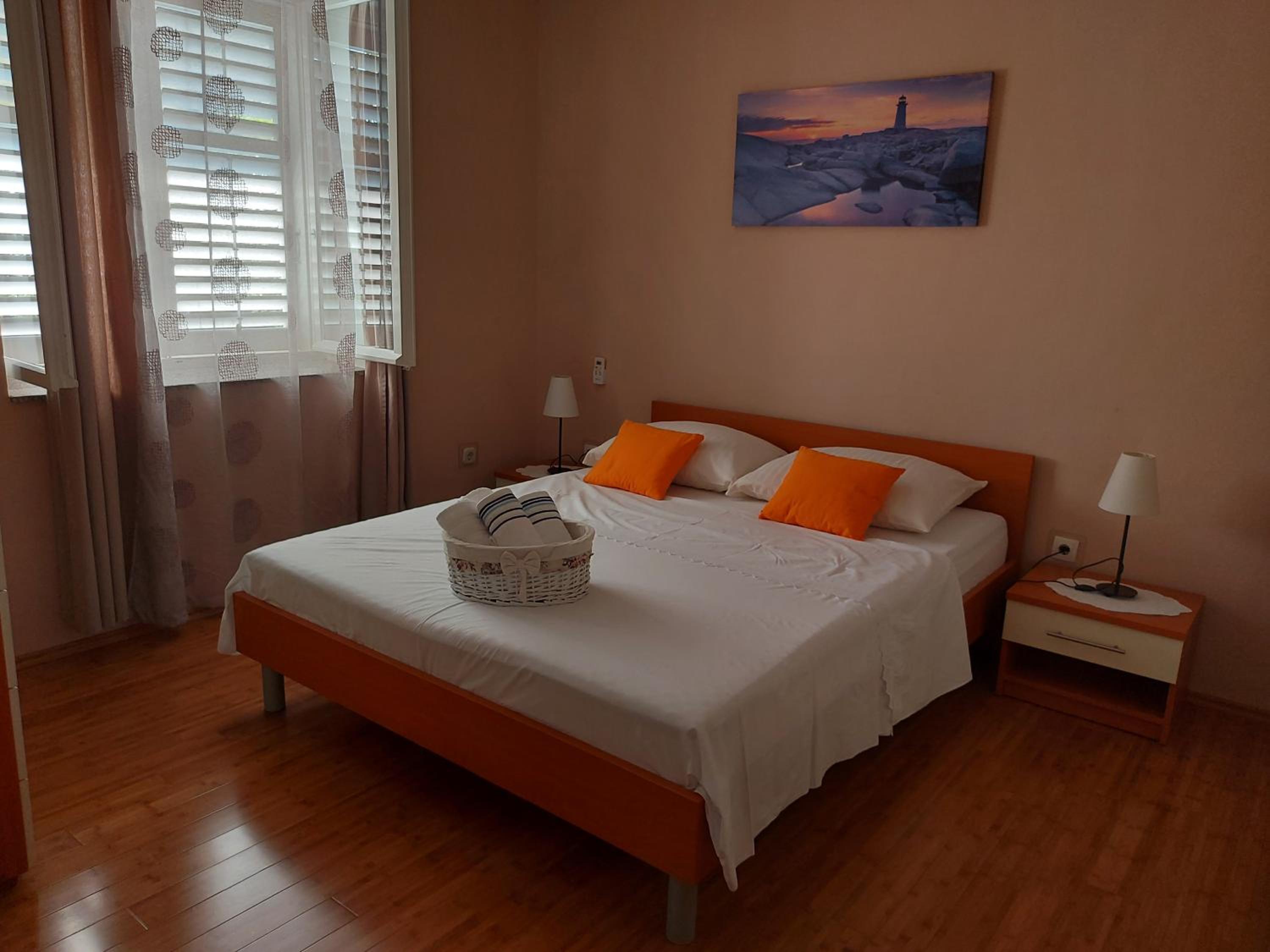 Double Room - Photo 3