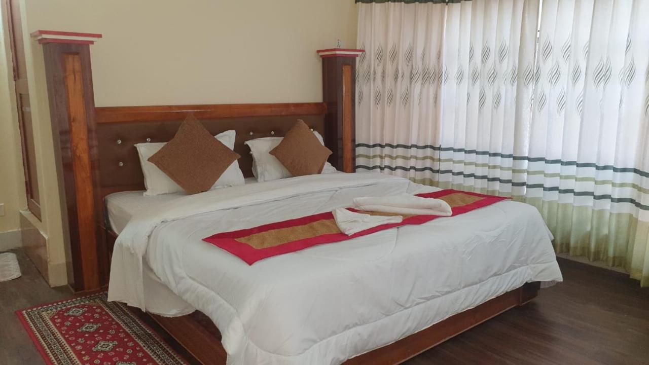 Double Room with Balcony photo 2