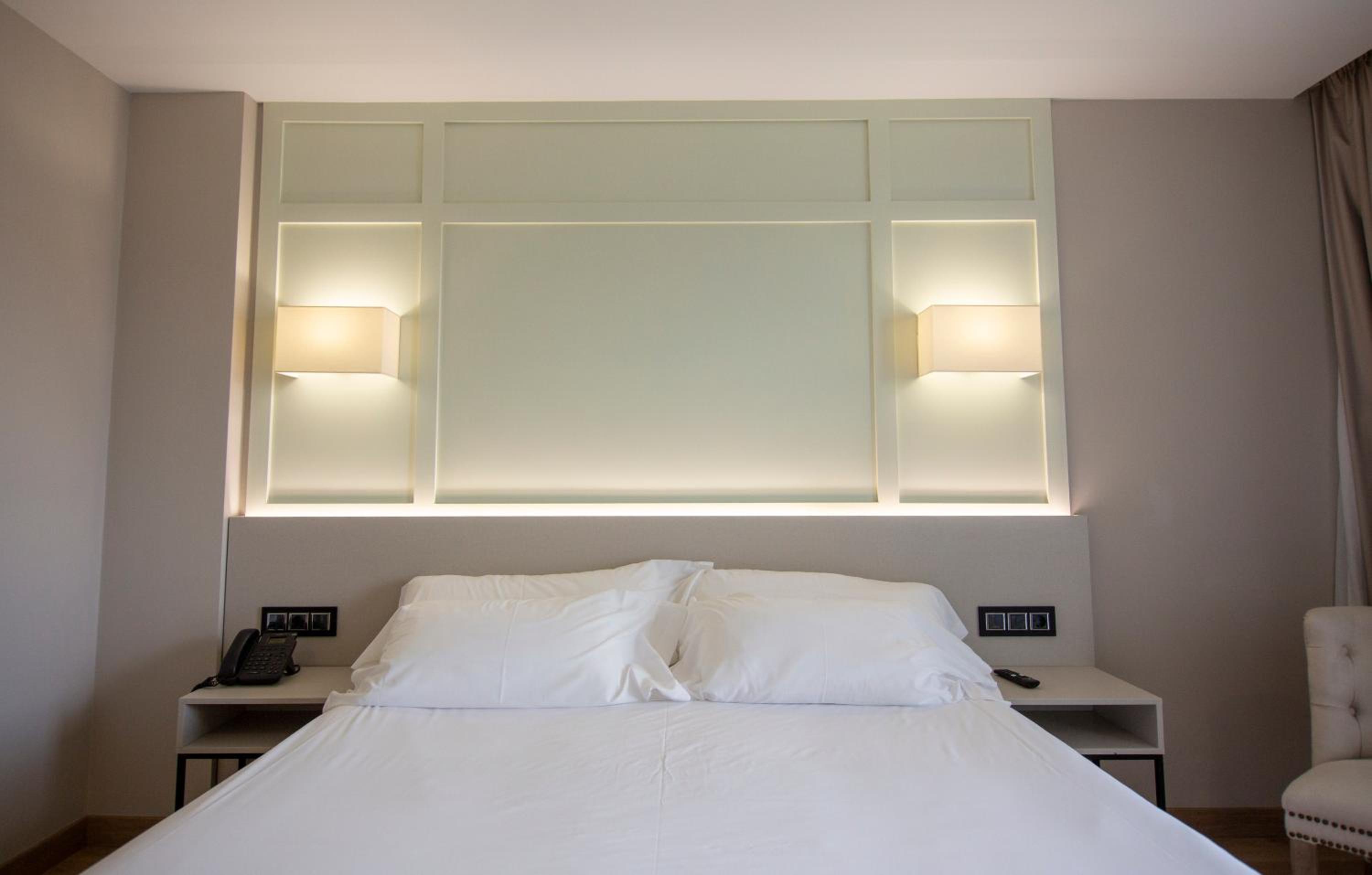 Double Room - Photo 1