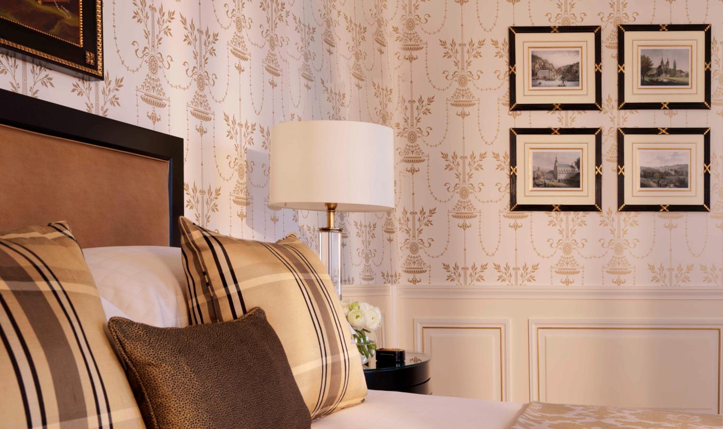 Suite with River View - Photo 9