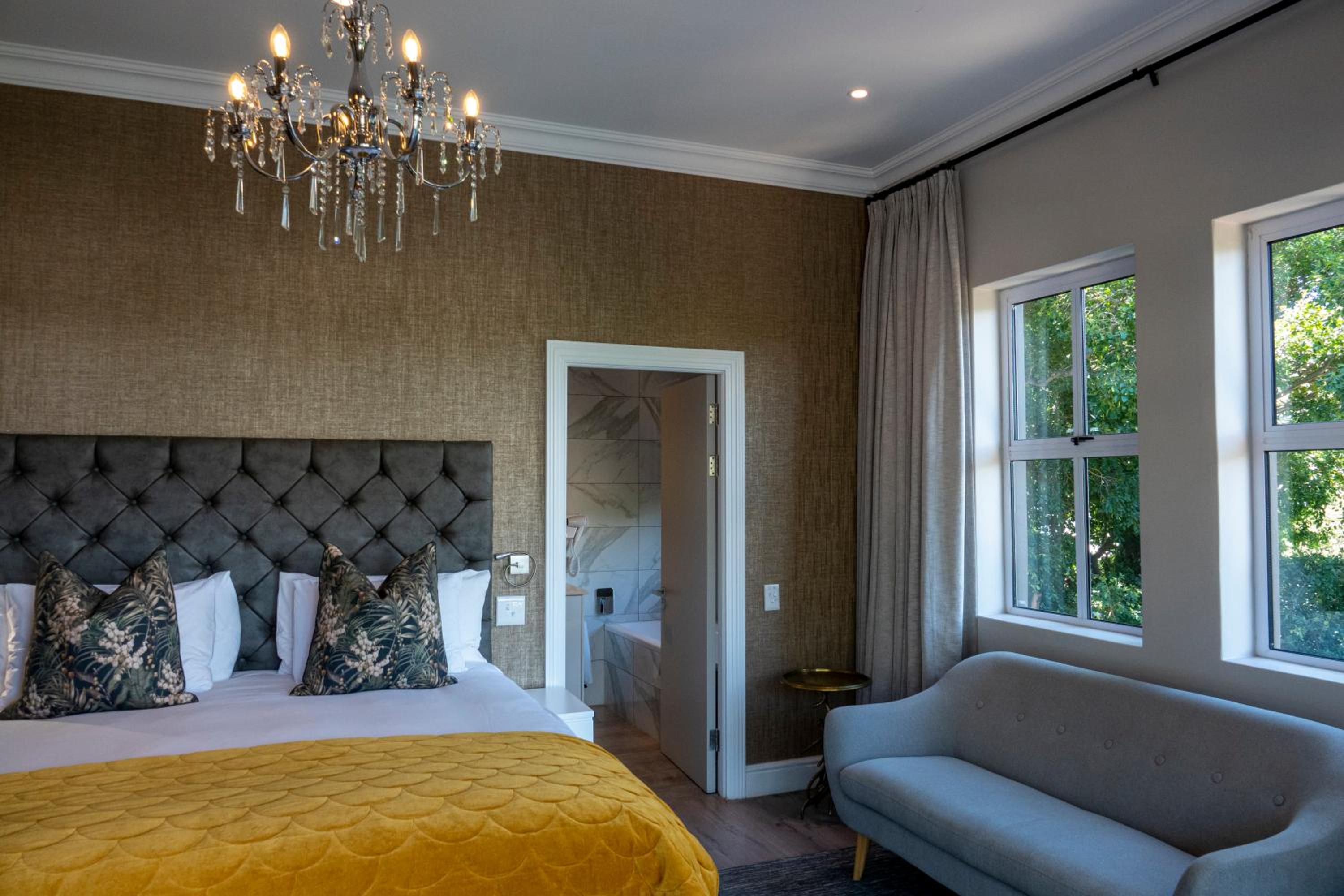 Heritage Suite
