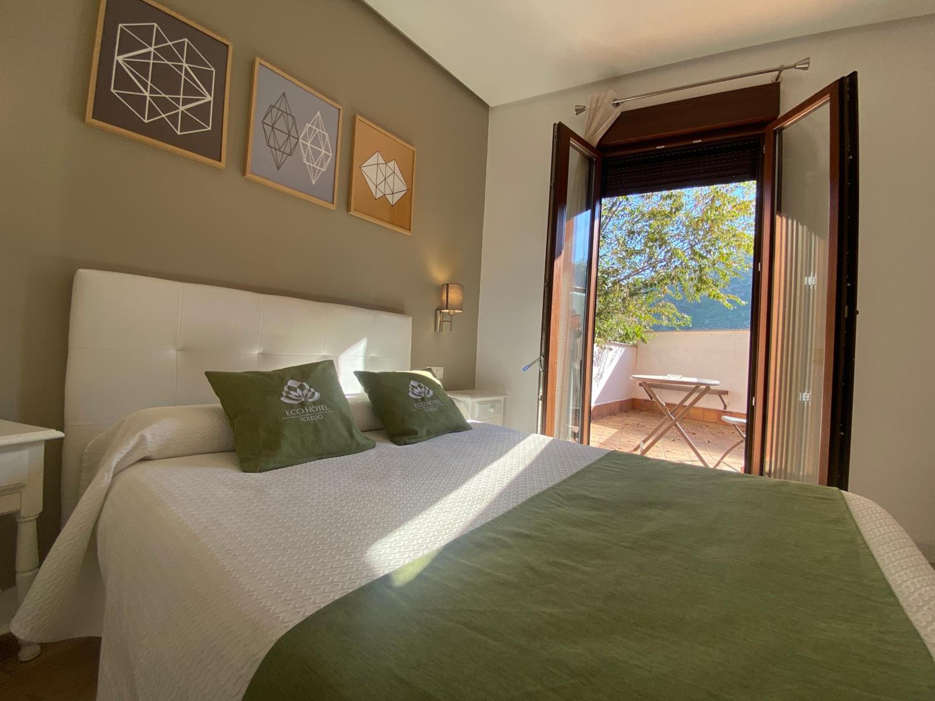 Double Room with Terrace - Photo 4