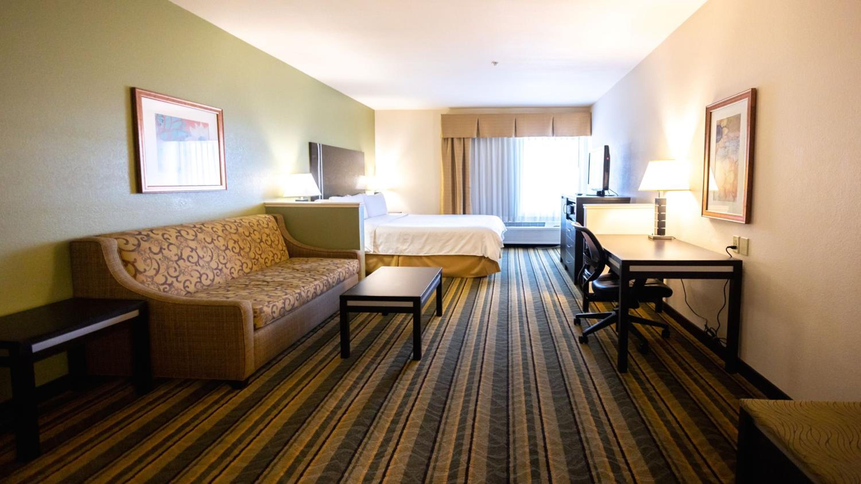 King Suite - Photo 15
