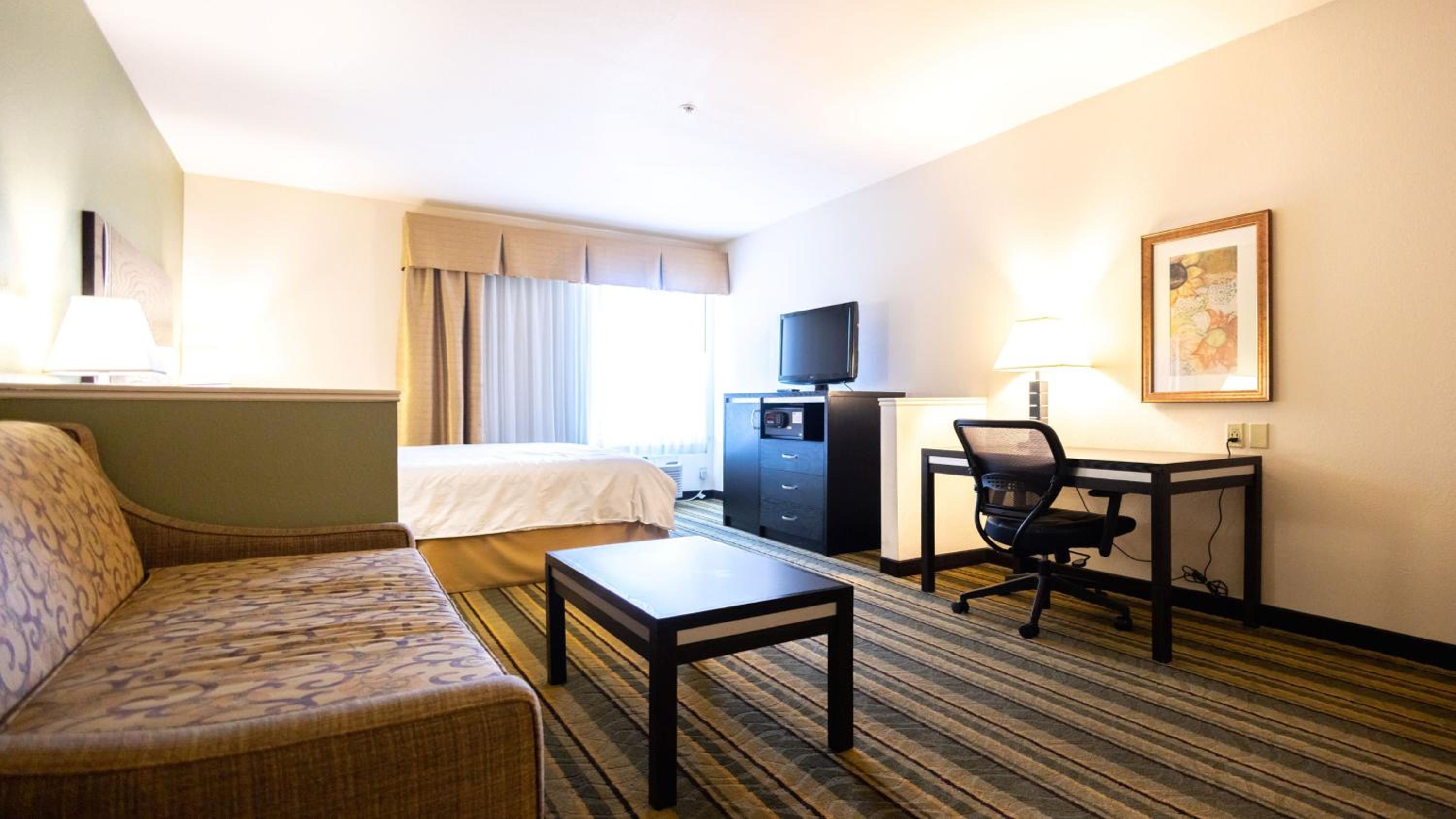 King Suite - Photo 18