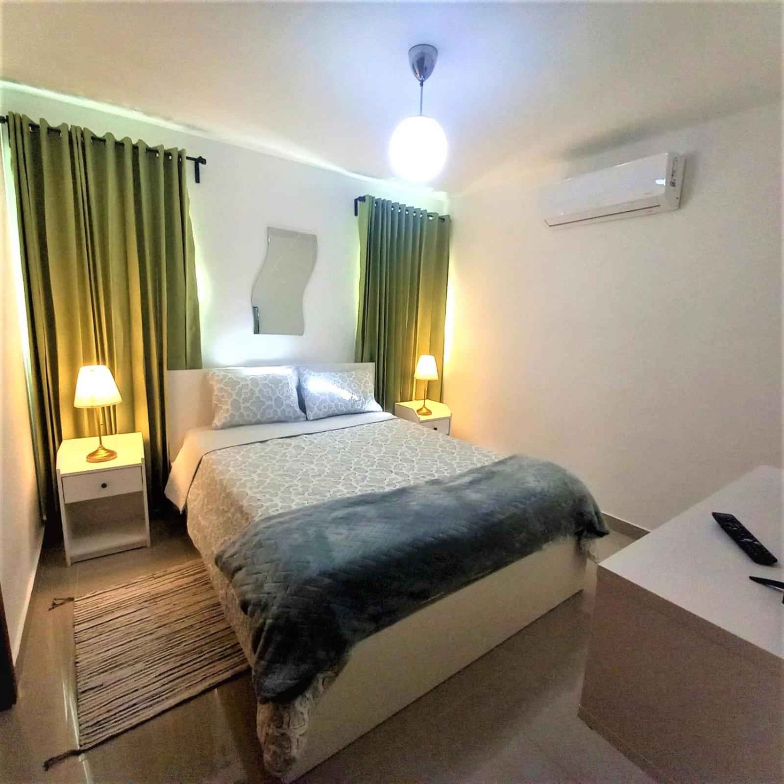 Three-Bedroom Apartment photo 1