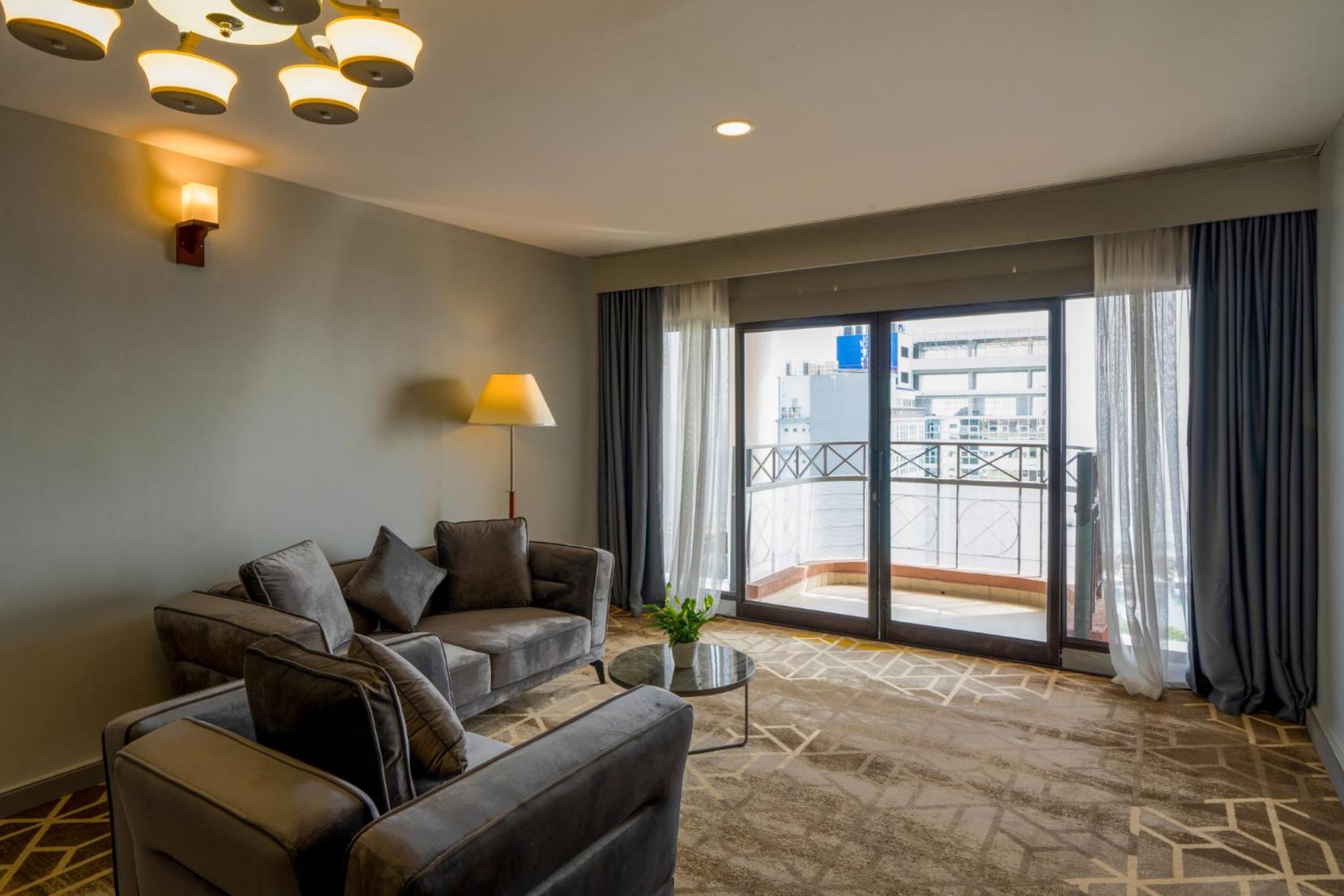 Executive Suite (Free Return Airport Transfer & 10% discount on Food & Beverage) - Photo 7