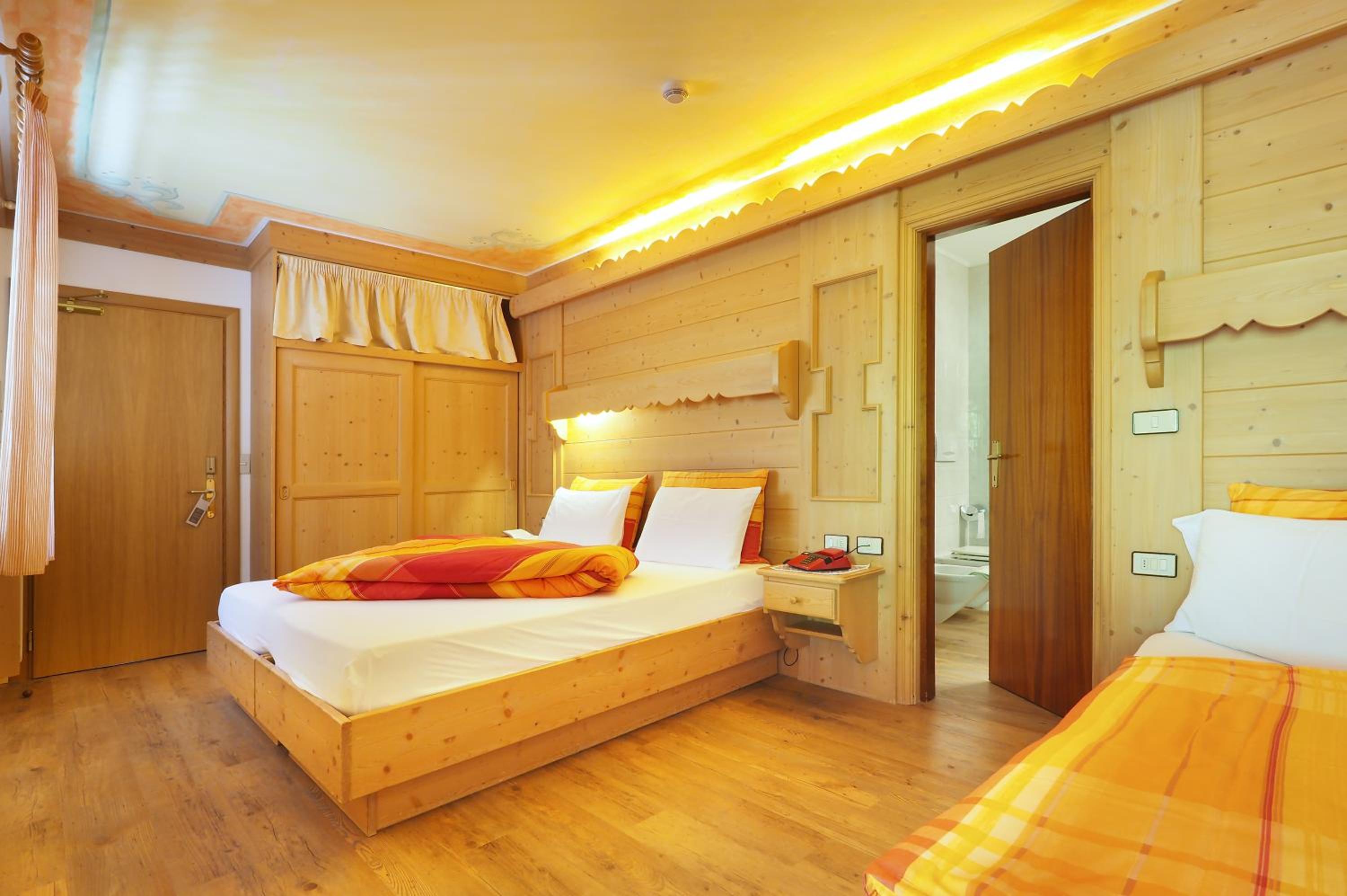 Classic Quadruple Room
