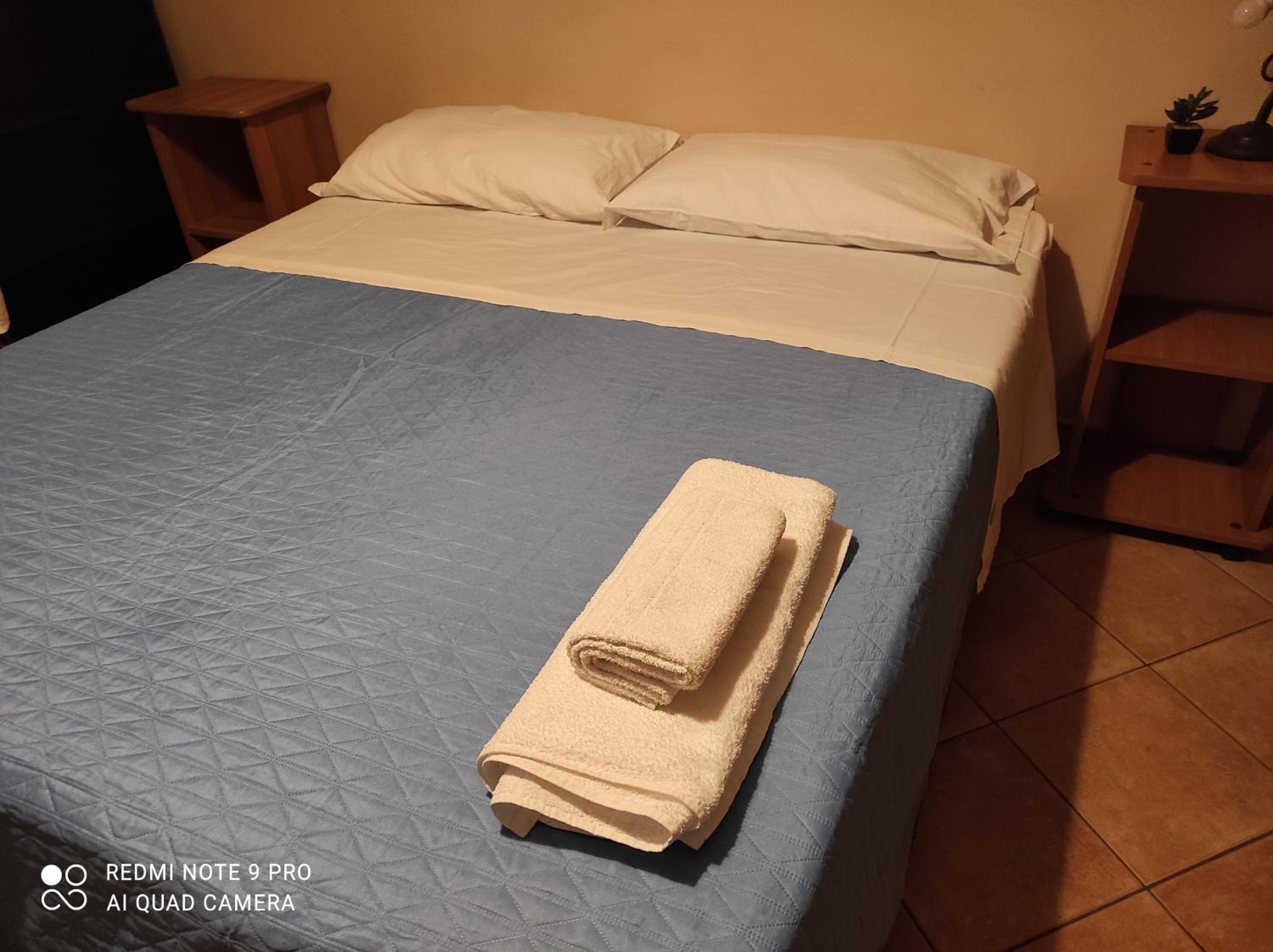Two-Bedroom Apartment - Photo 9