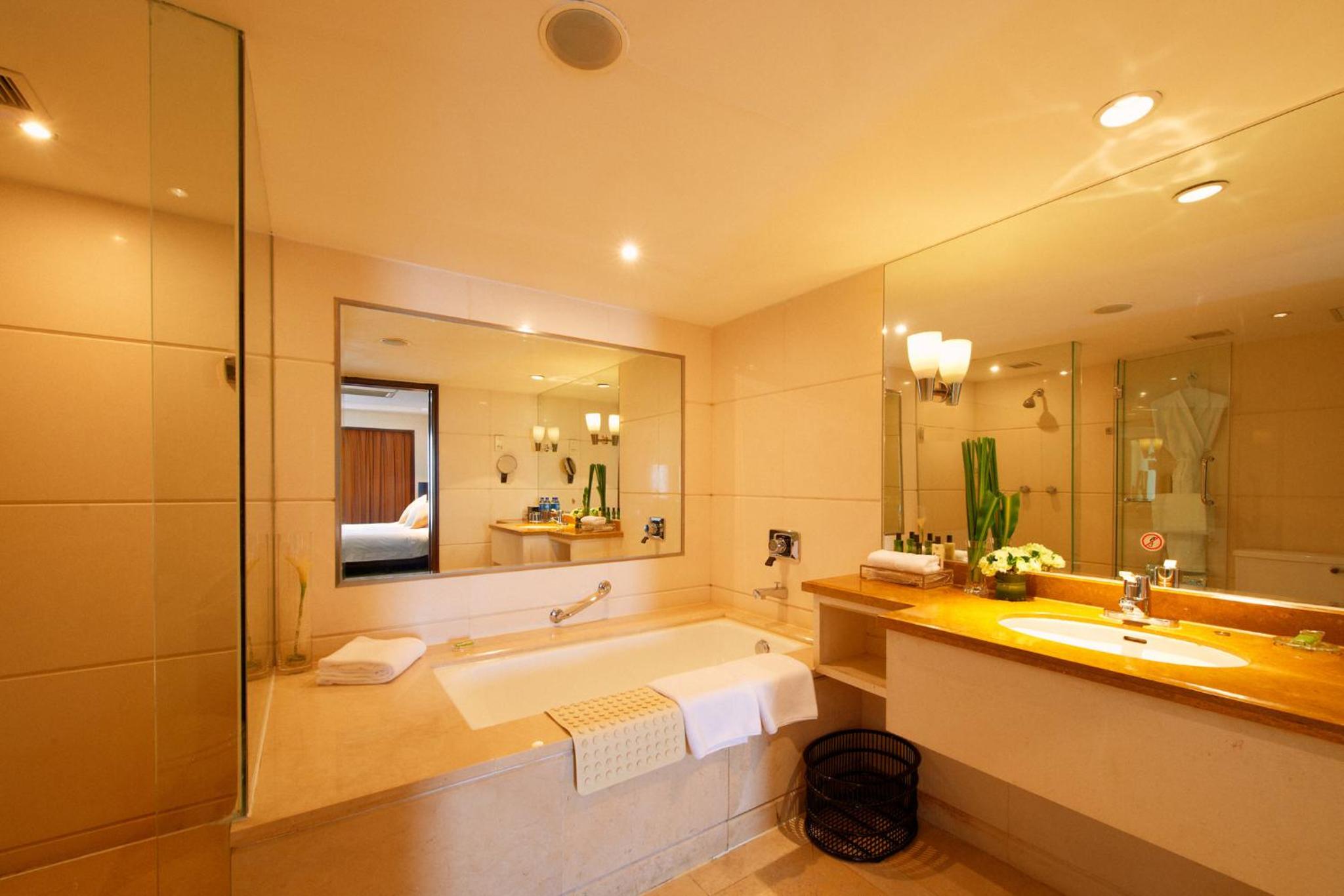 Club Suite - Photo 2
