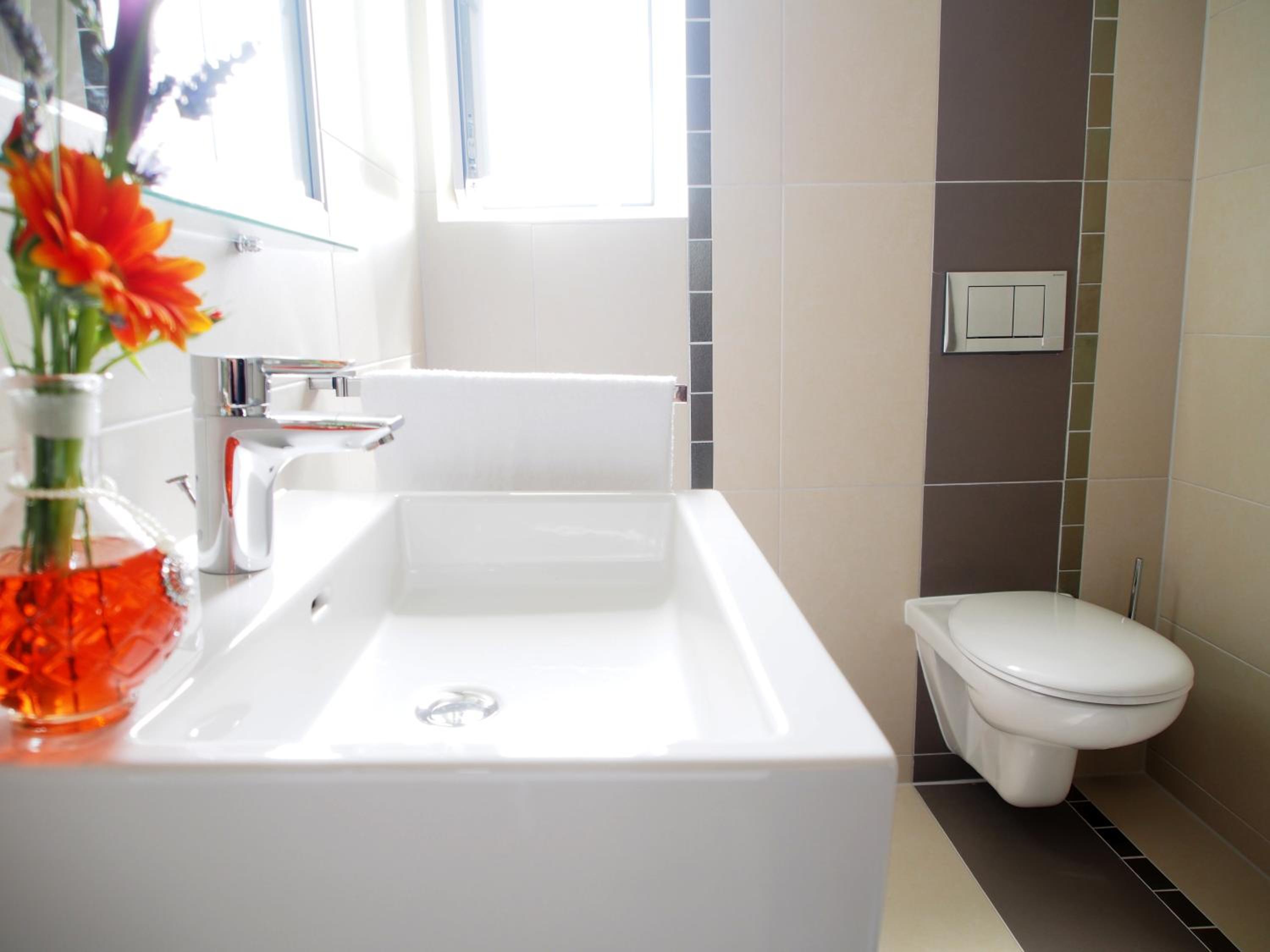 Double Room with Private Bathroom - Photo 4