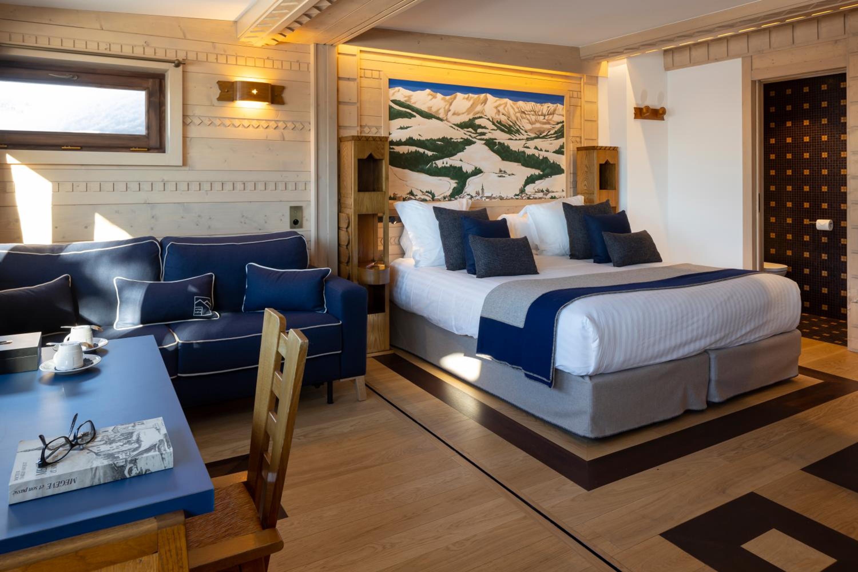 Suite - Top Floor photo 2