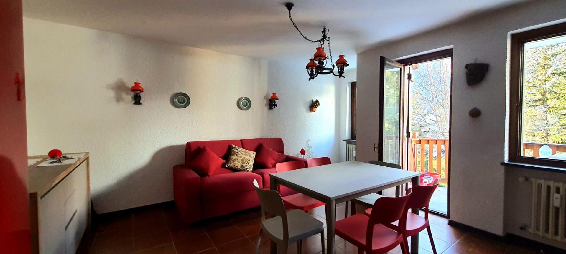 Apartment photo 1