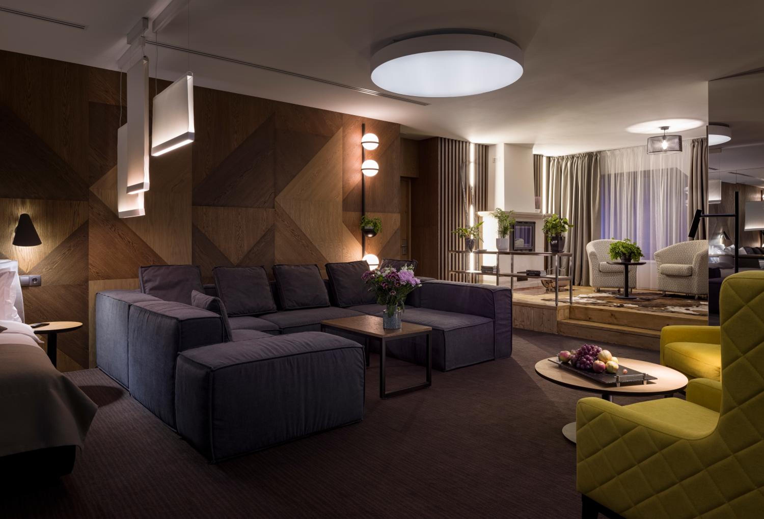 Executive Suite photo 2