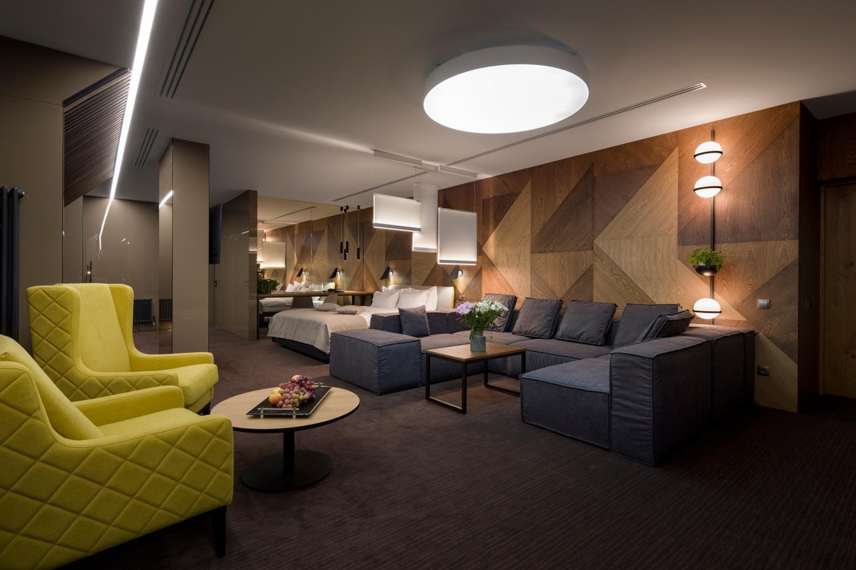 Executive Suite photo 3