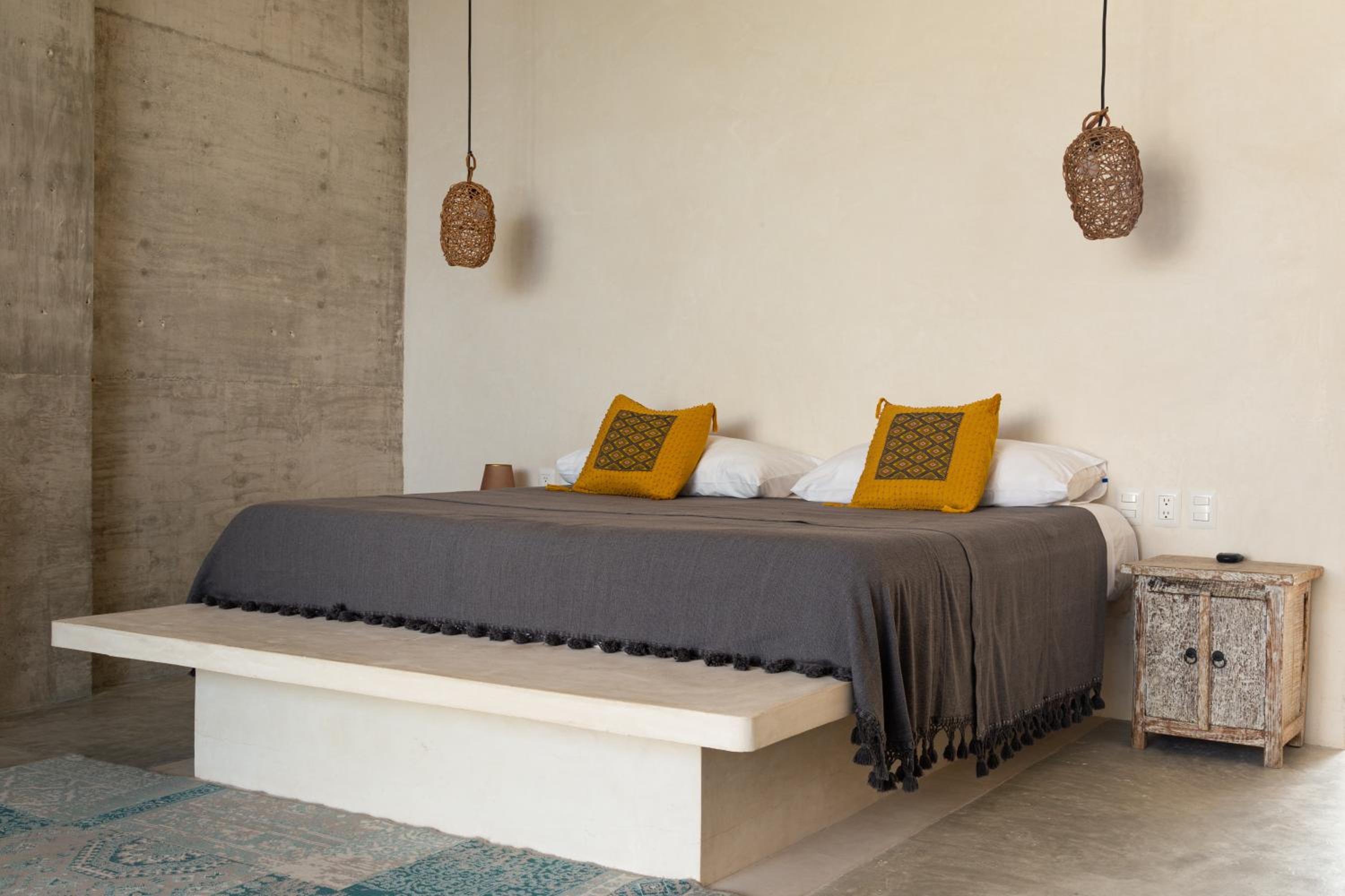 Deluxe Ocean View king size bed with plunge pool and terrace - Photo 22