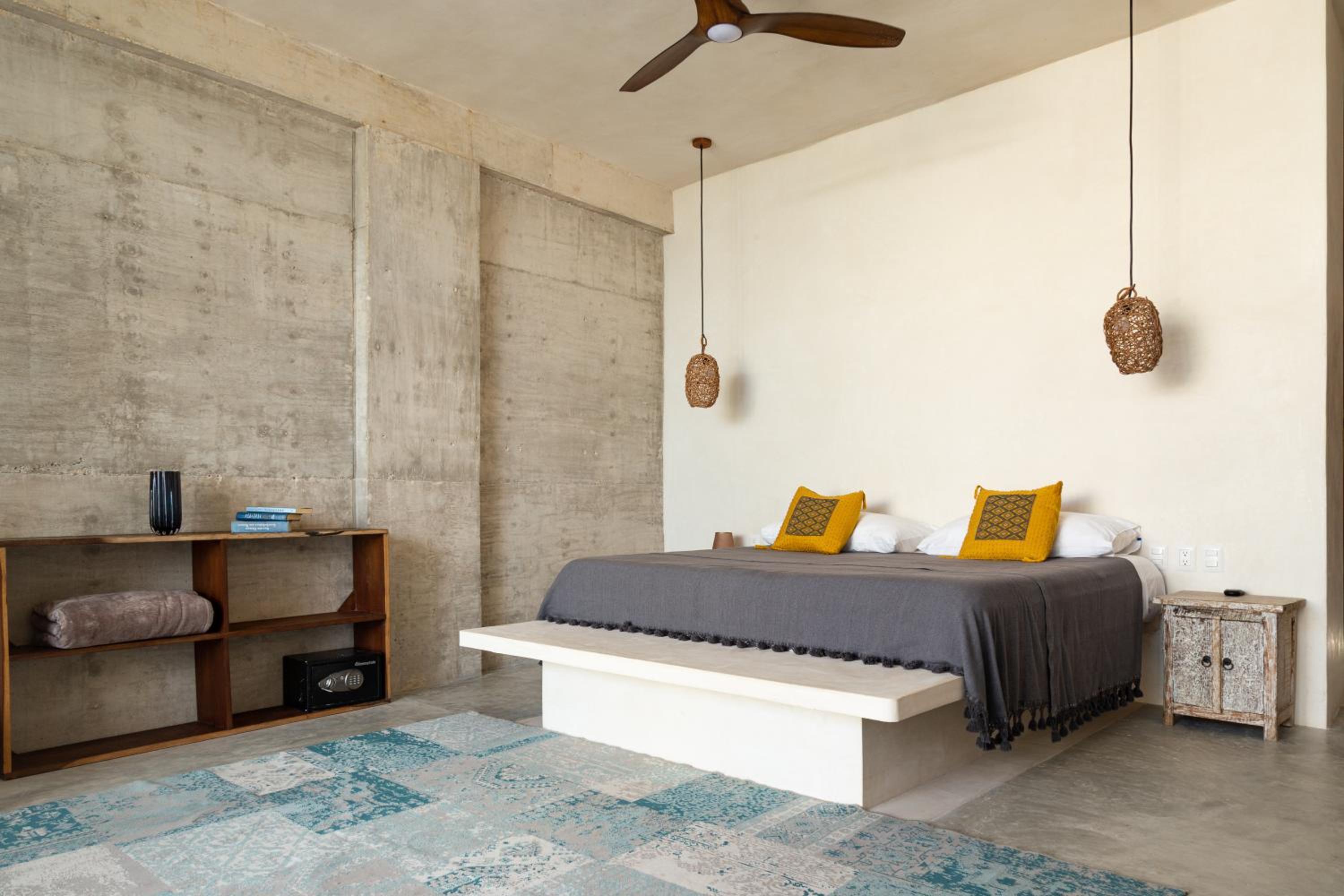 Deluxe Ocean View king size bed with plunge pool and terrace - Photo 24