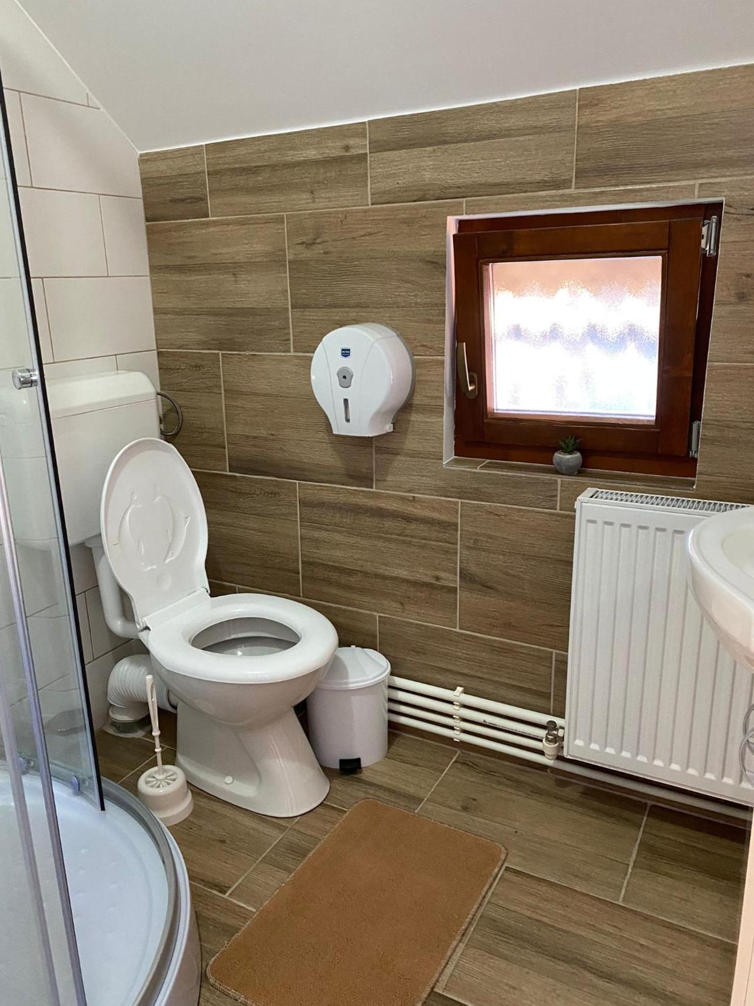 Family Room with Private Bathroom - Photo 1
