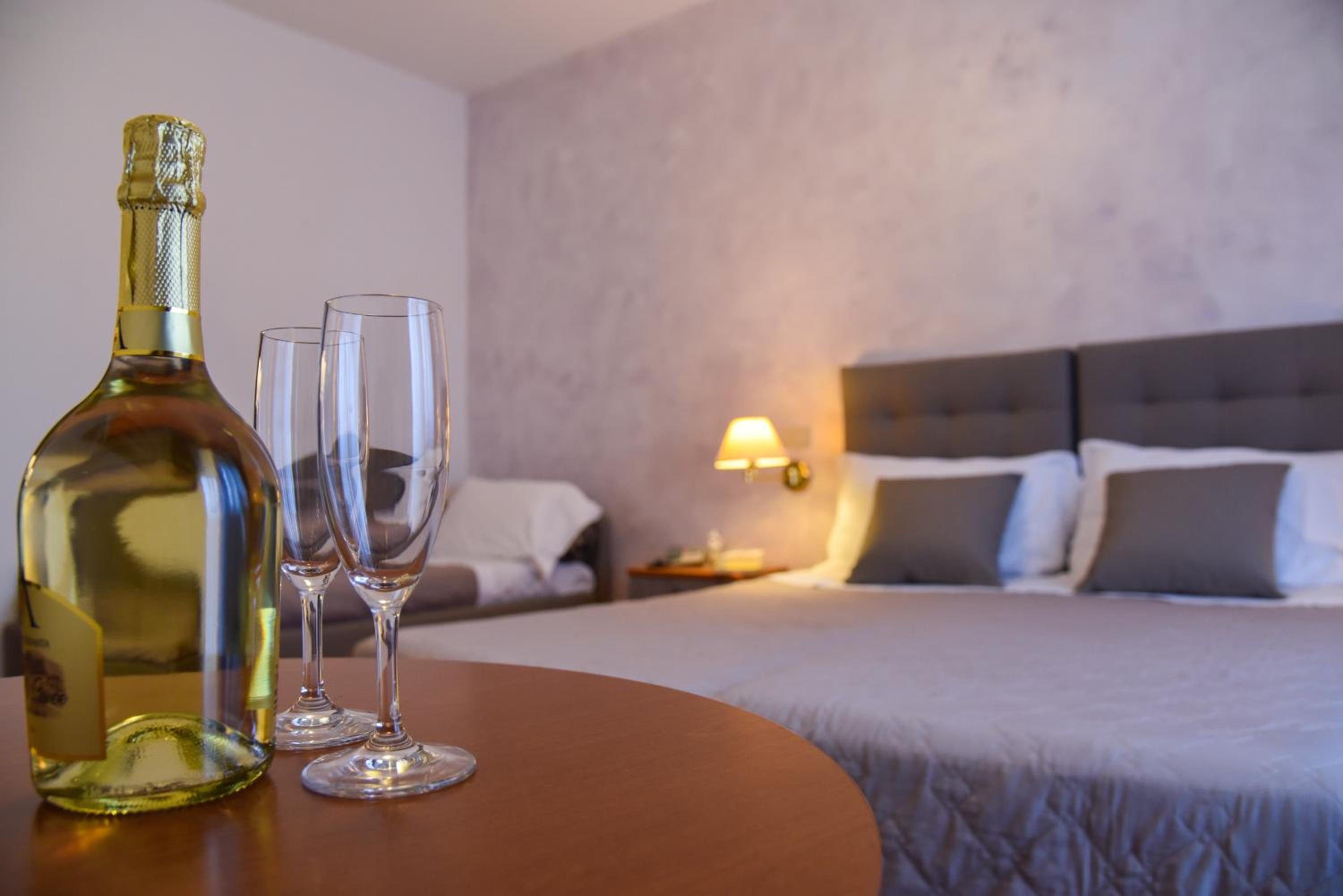 Deluxe Triple Room photo 3