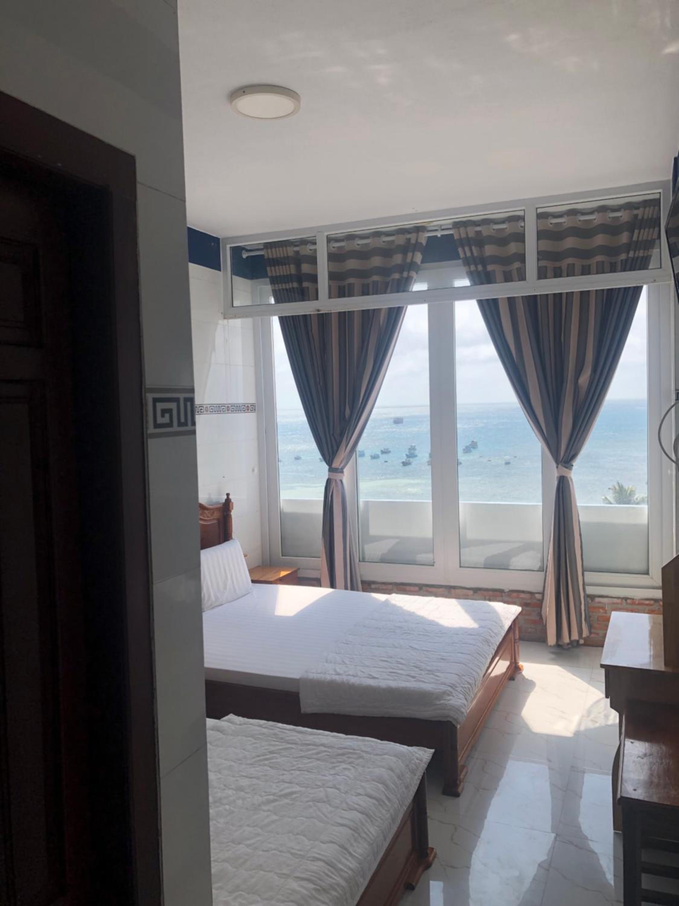 Double Room with Sea View photo 1