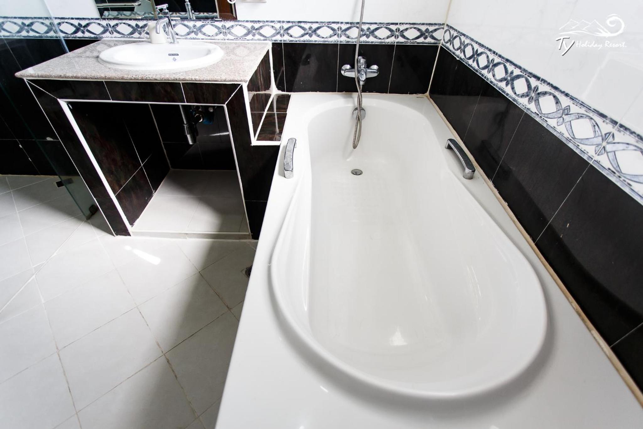Seven-Bedroom Villa with Private Pool 233	 - Photo 5