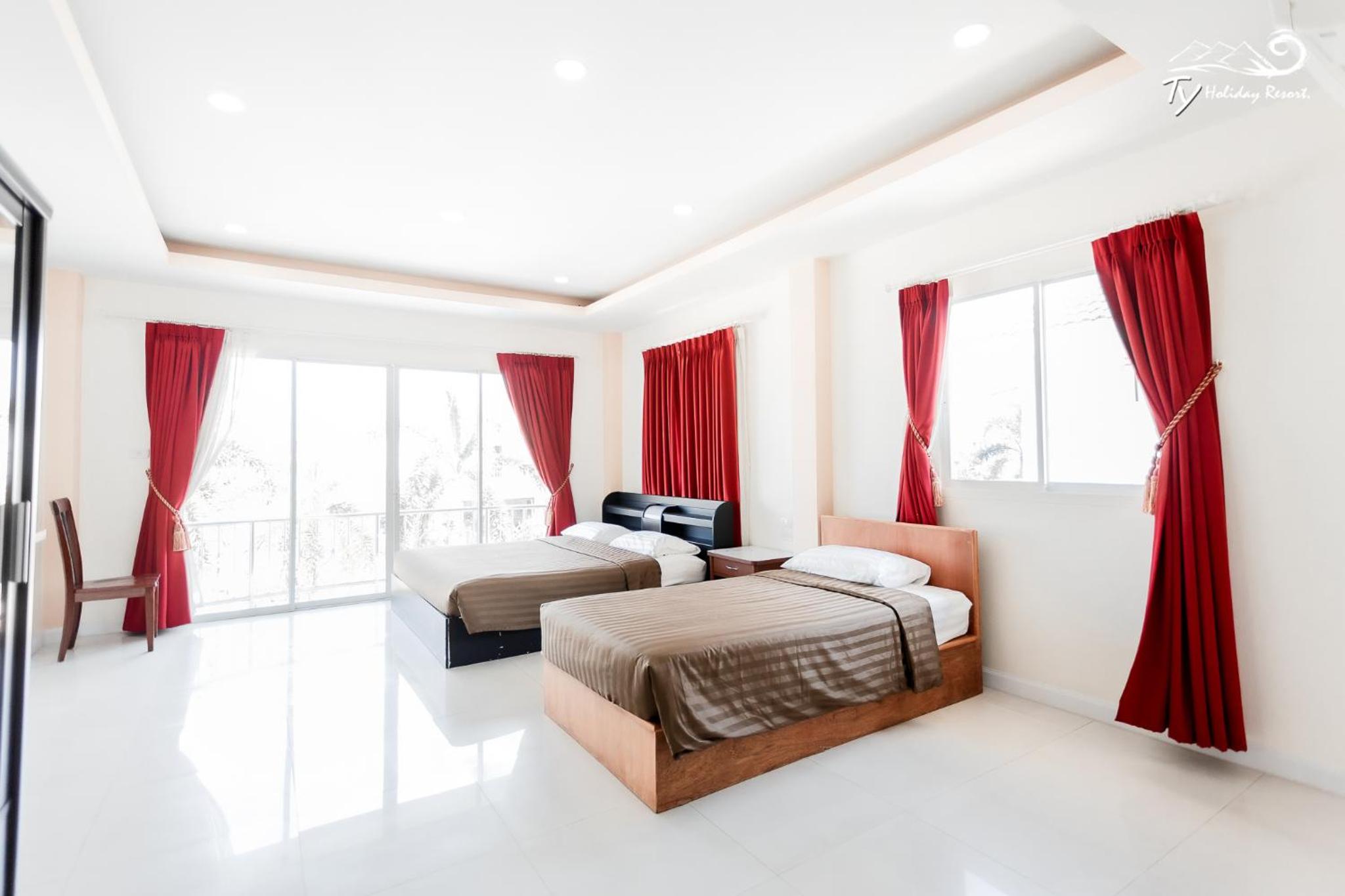 Eight-Bedroom Villa with Private Pool 220 - Photo 10