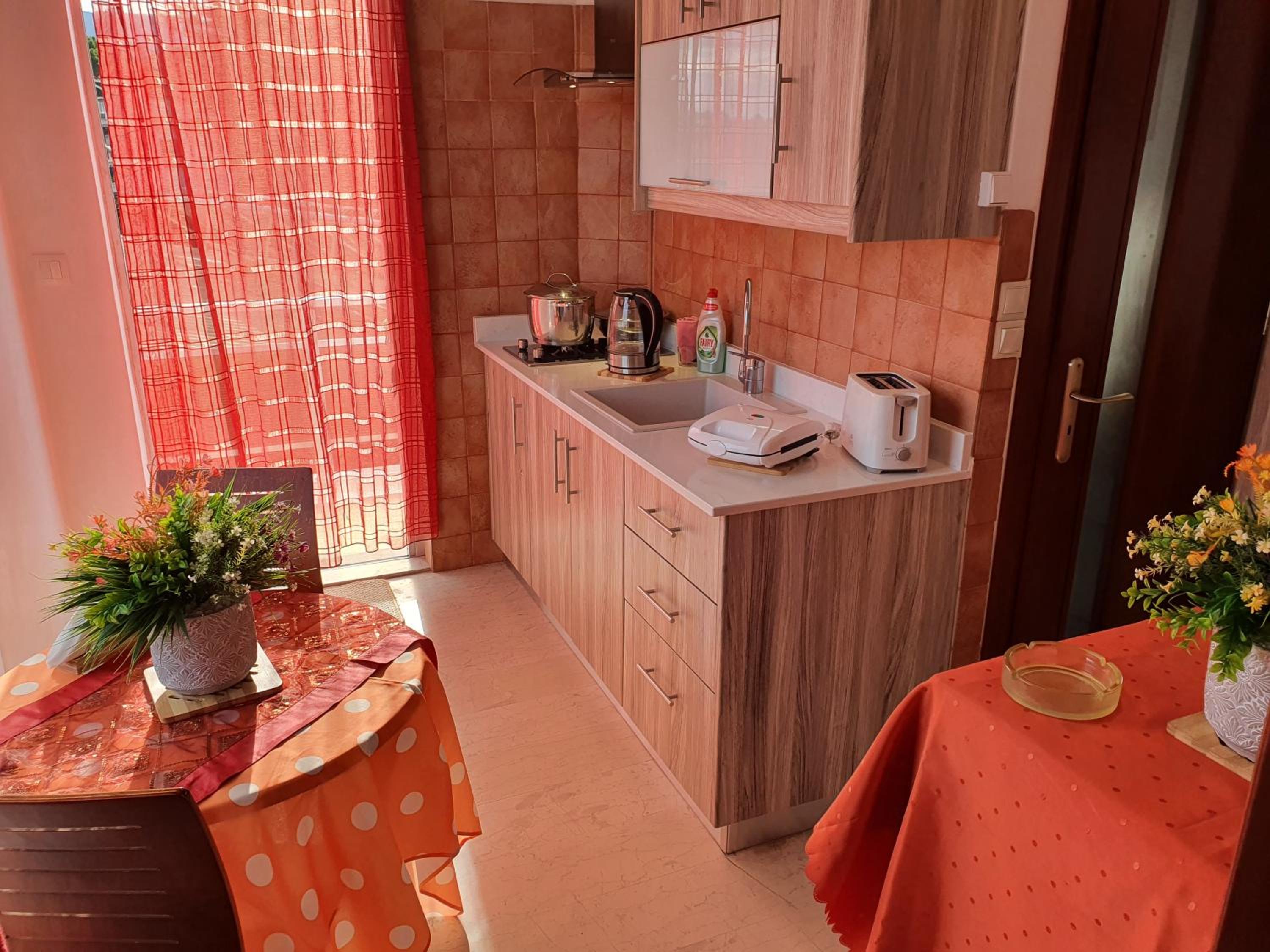 One-Bedroom Apartment - Photo 13
