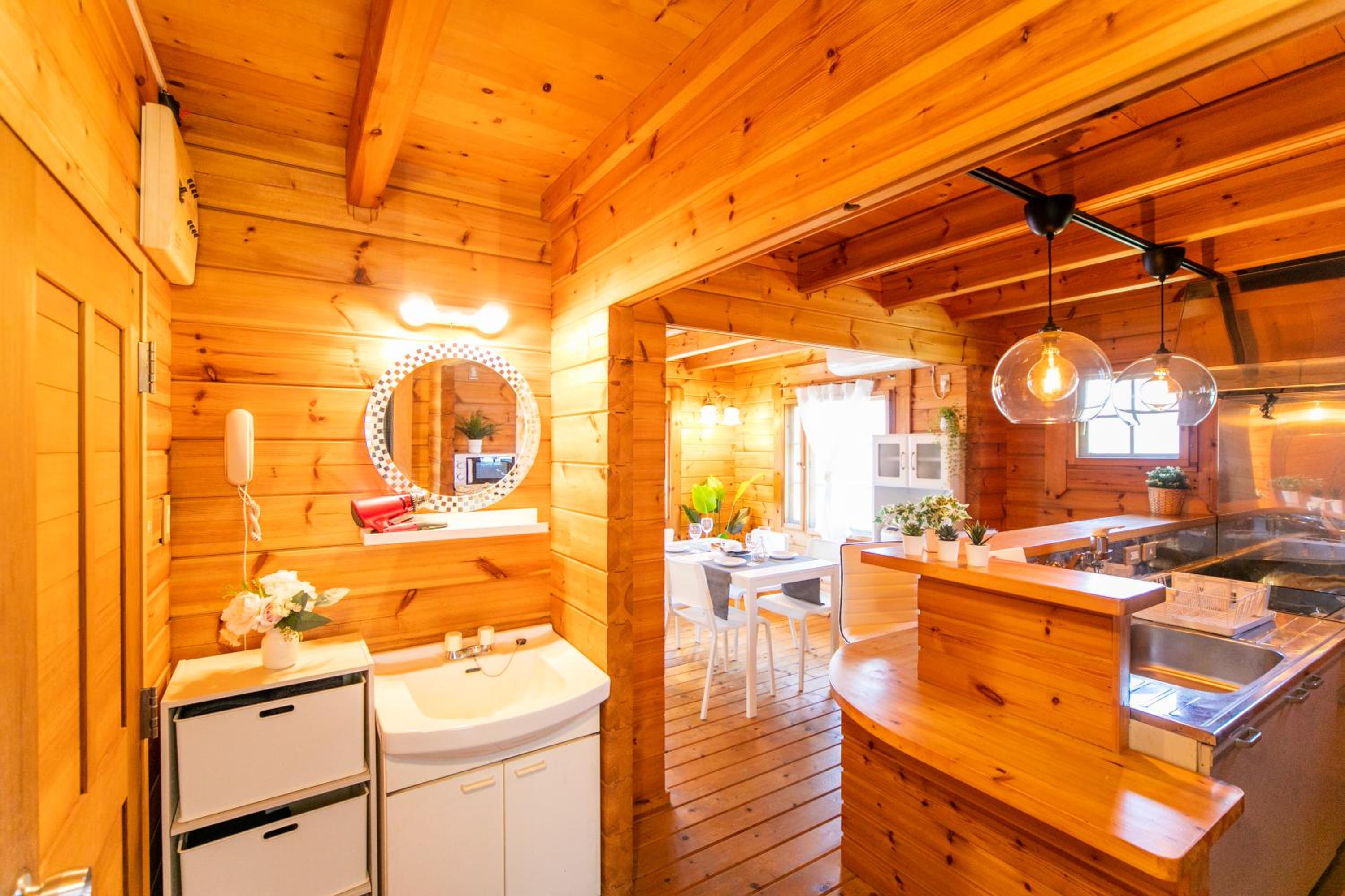 One-Bedroom House - Photo 18