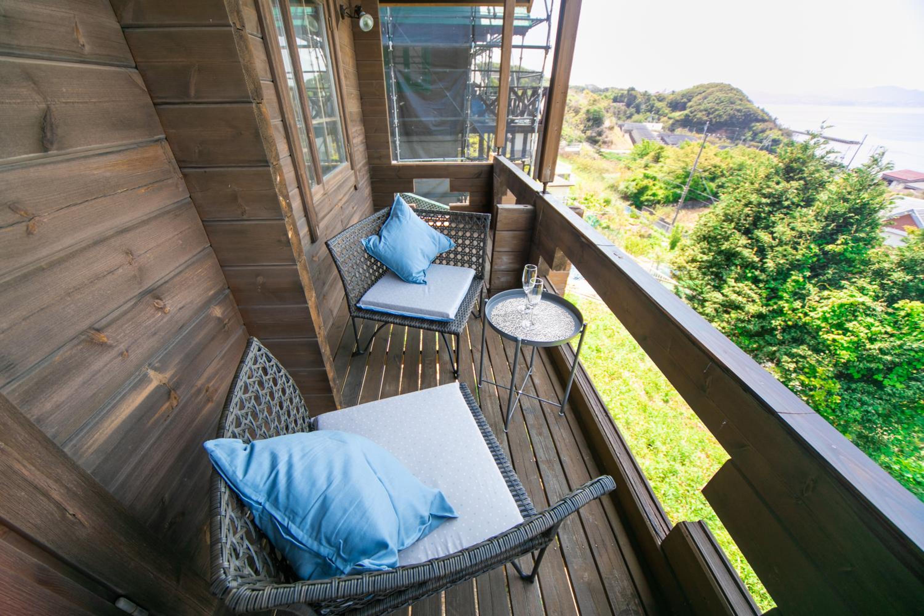 One-Bedroom House - Photo 16