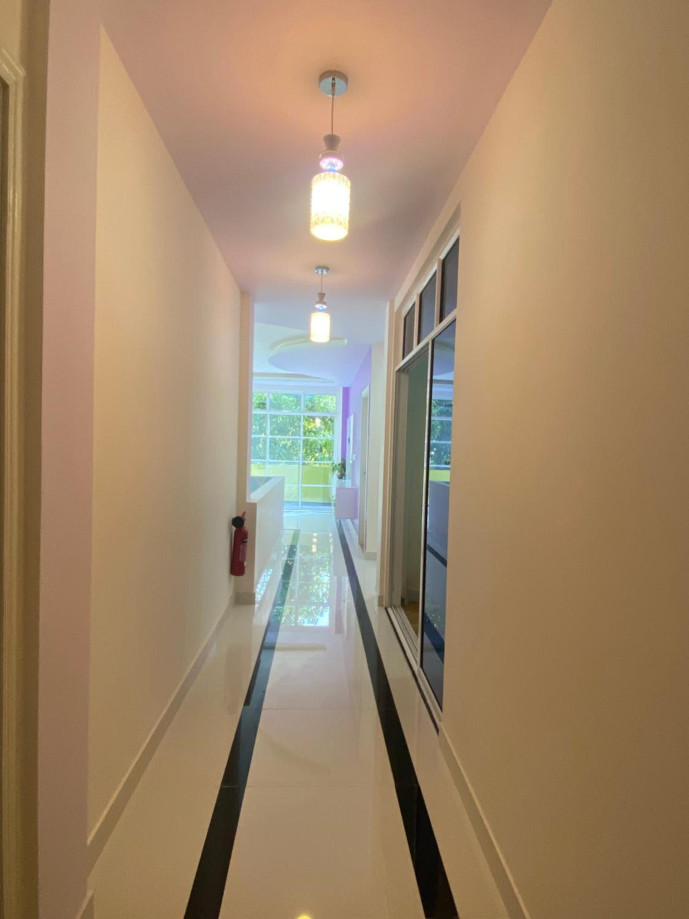 Deluxe Triple Room - Photo 8