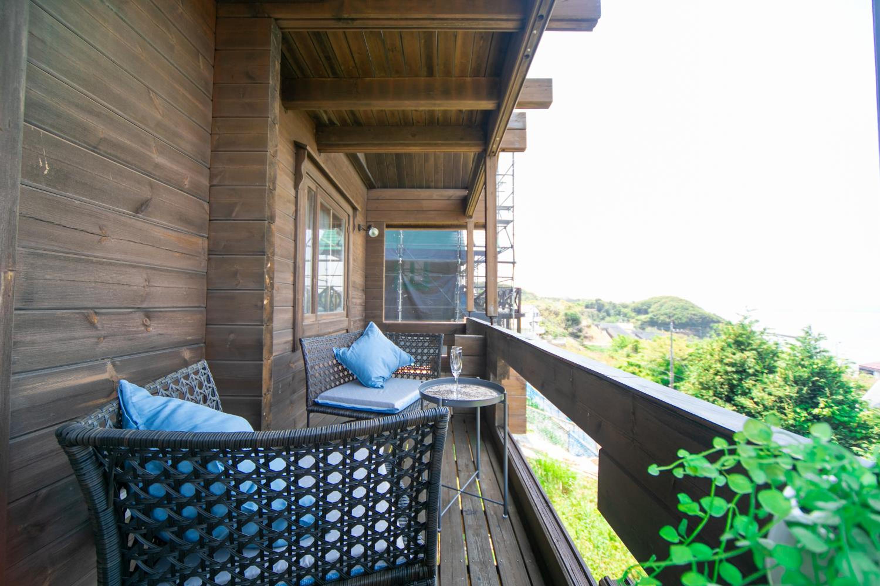 One-Bedroom House - Photo 3