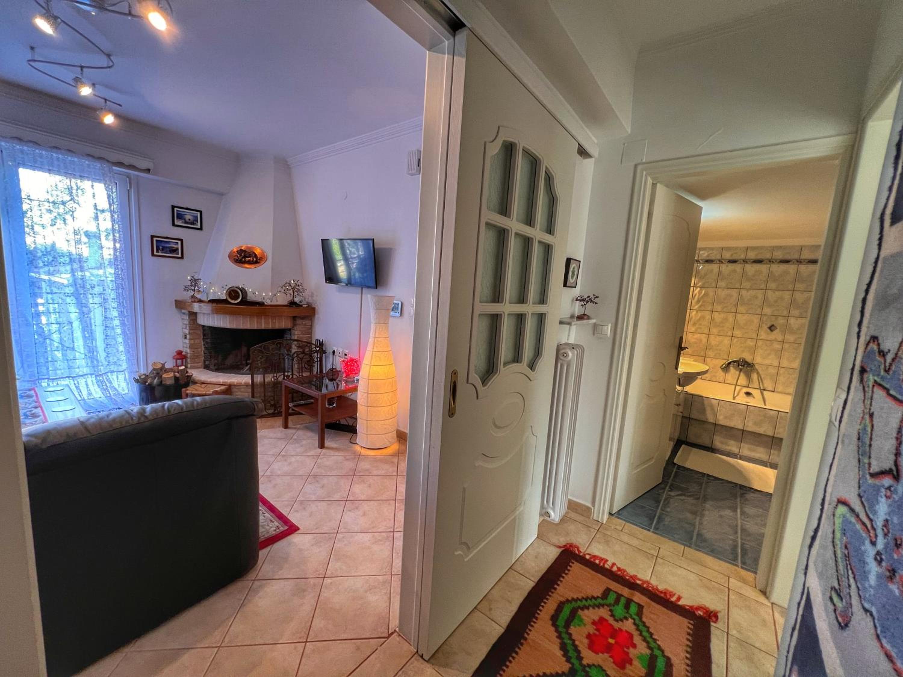Two-Bedroom Apartment - Photo 38