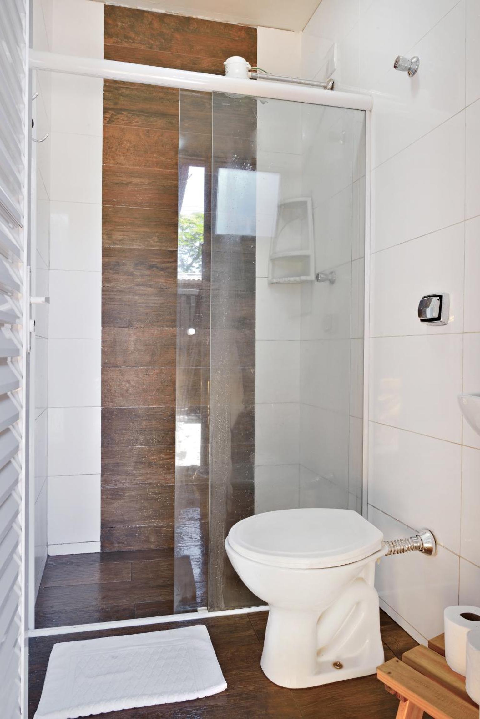 Standard Single Room with Shared Bathroom photo 2