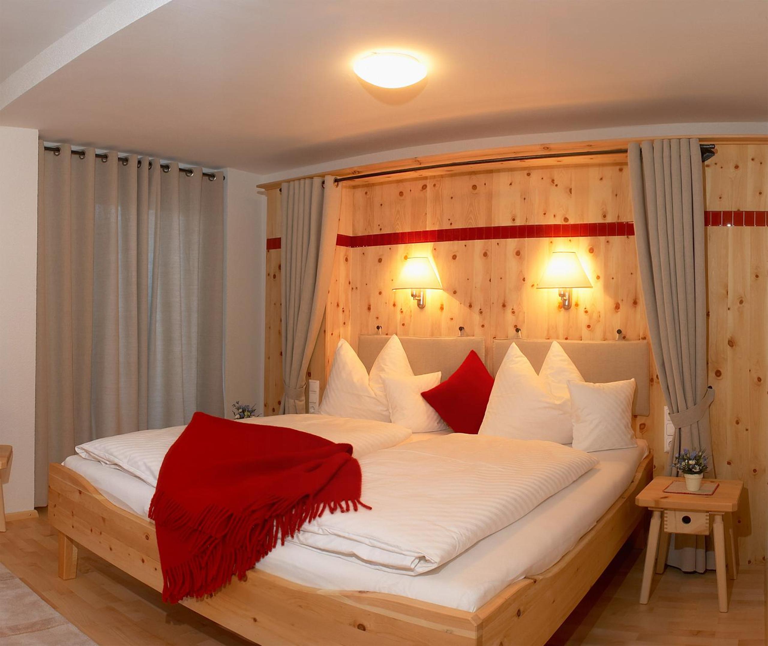 Classic Double Room with Balcony photo 2