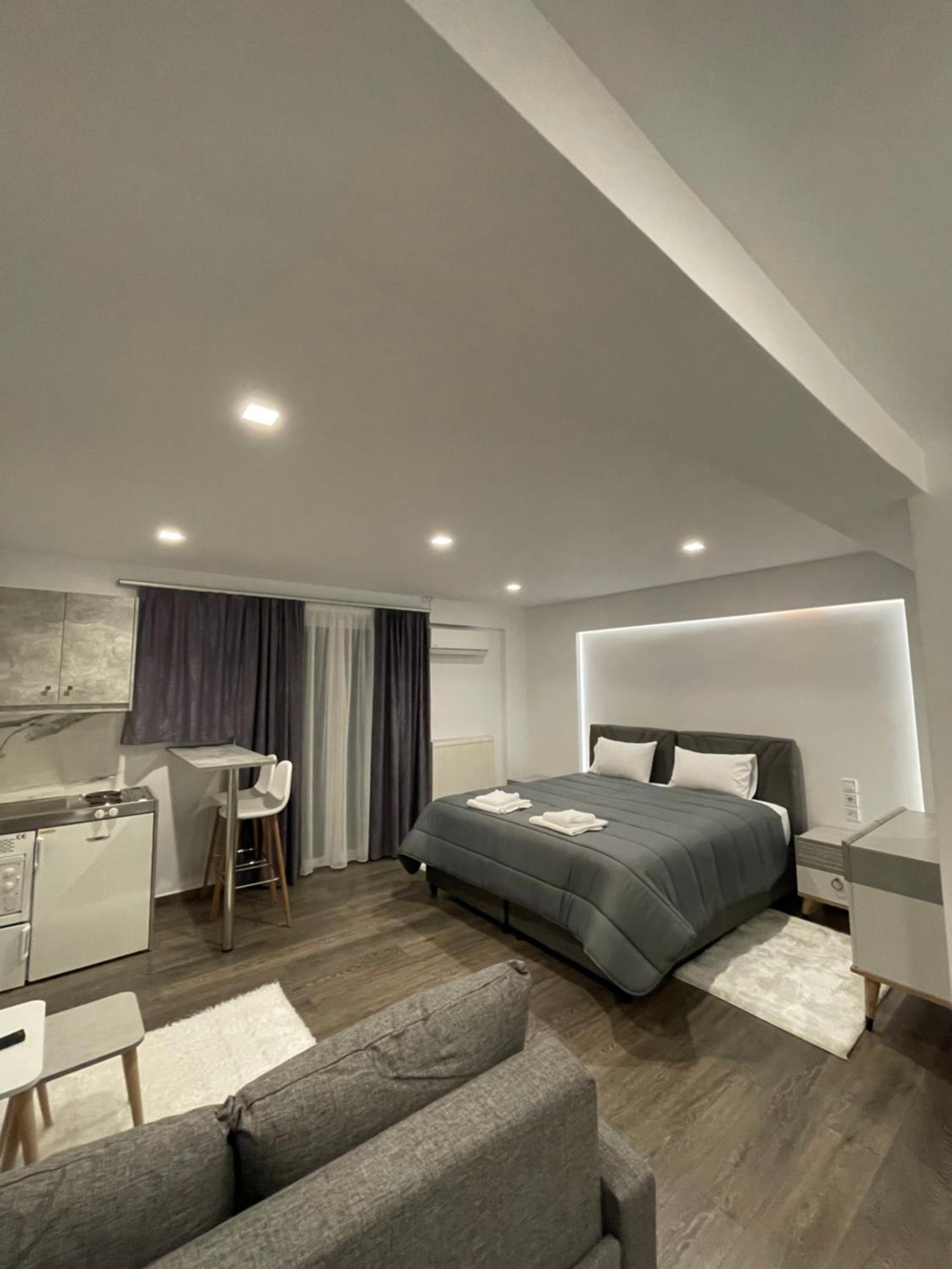 Standard Double or Twin Room photo 1