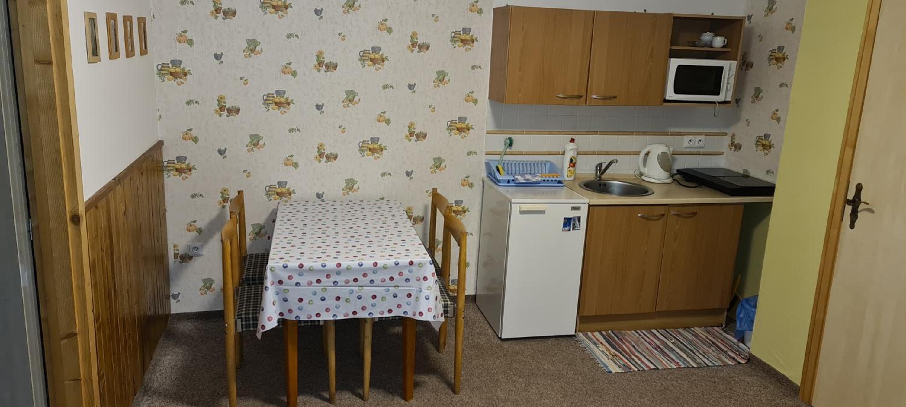 One-Bedroom Apartment with Garden View photo 3