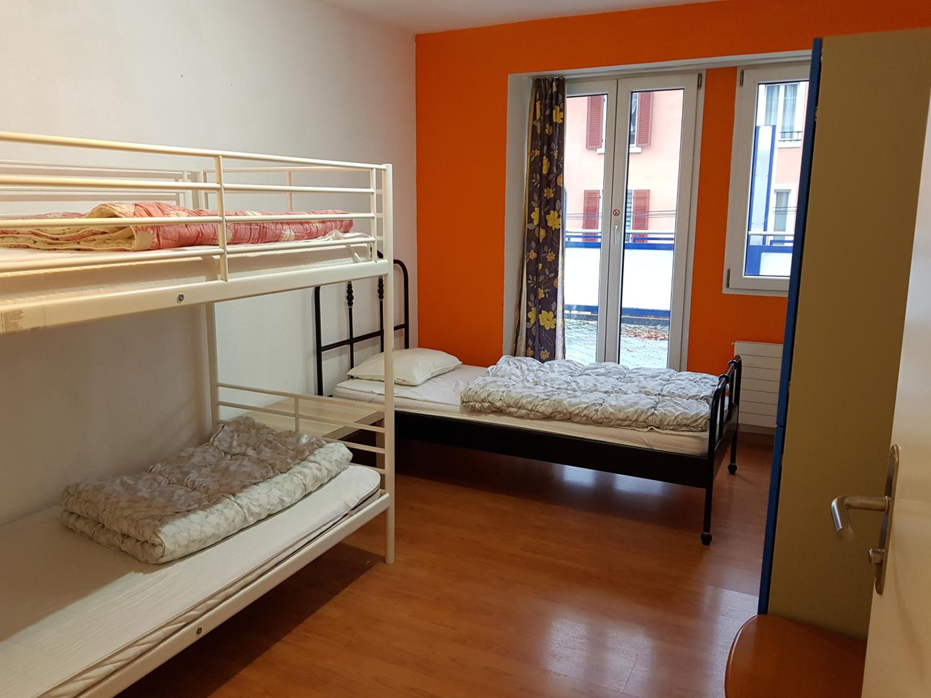 Single Bed in 3-Bed Dormitory Room photo 1