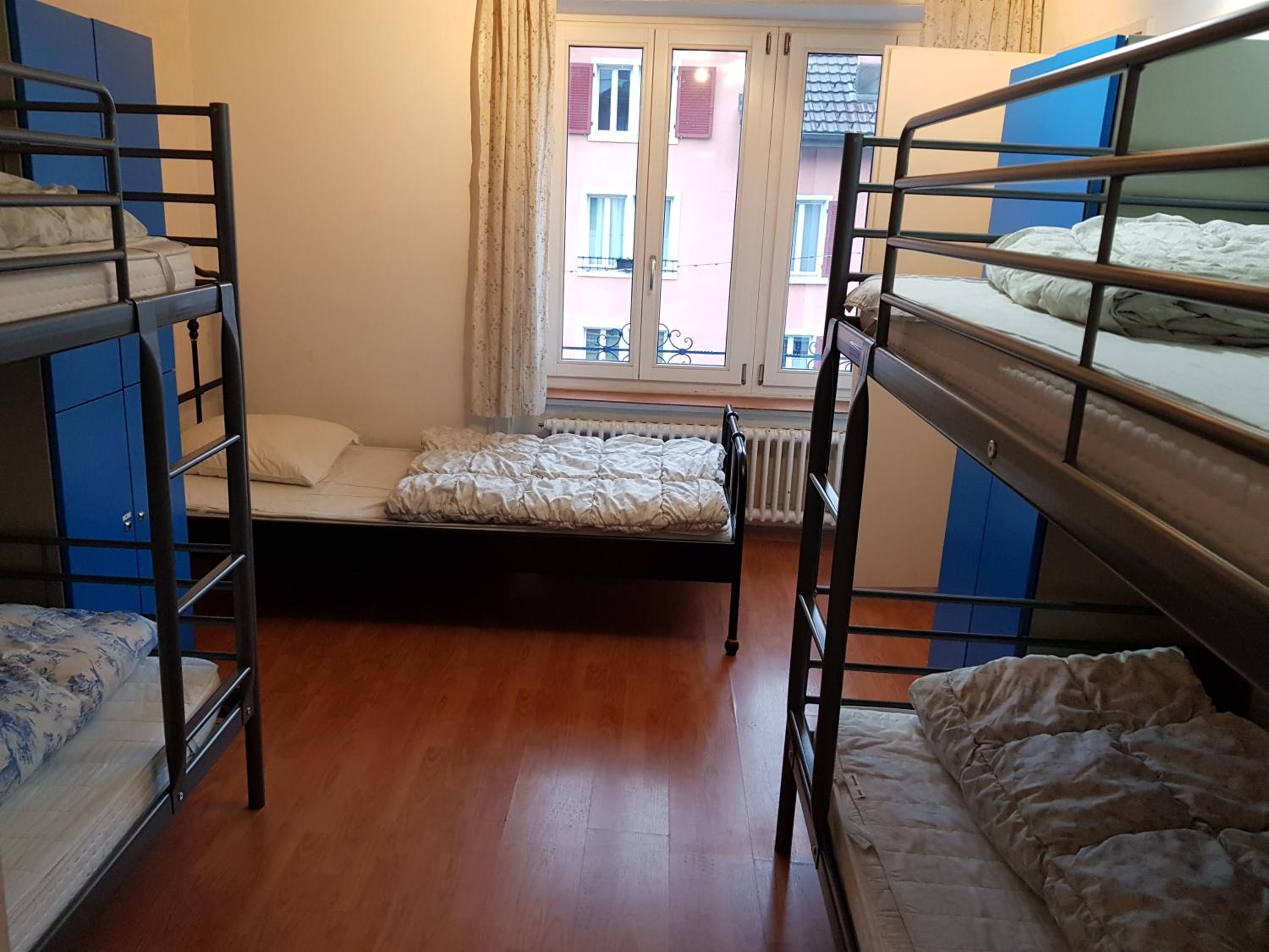 Single Bed in 5-Bed Dormitory Room photo 1