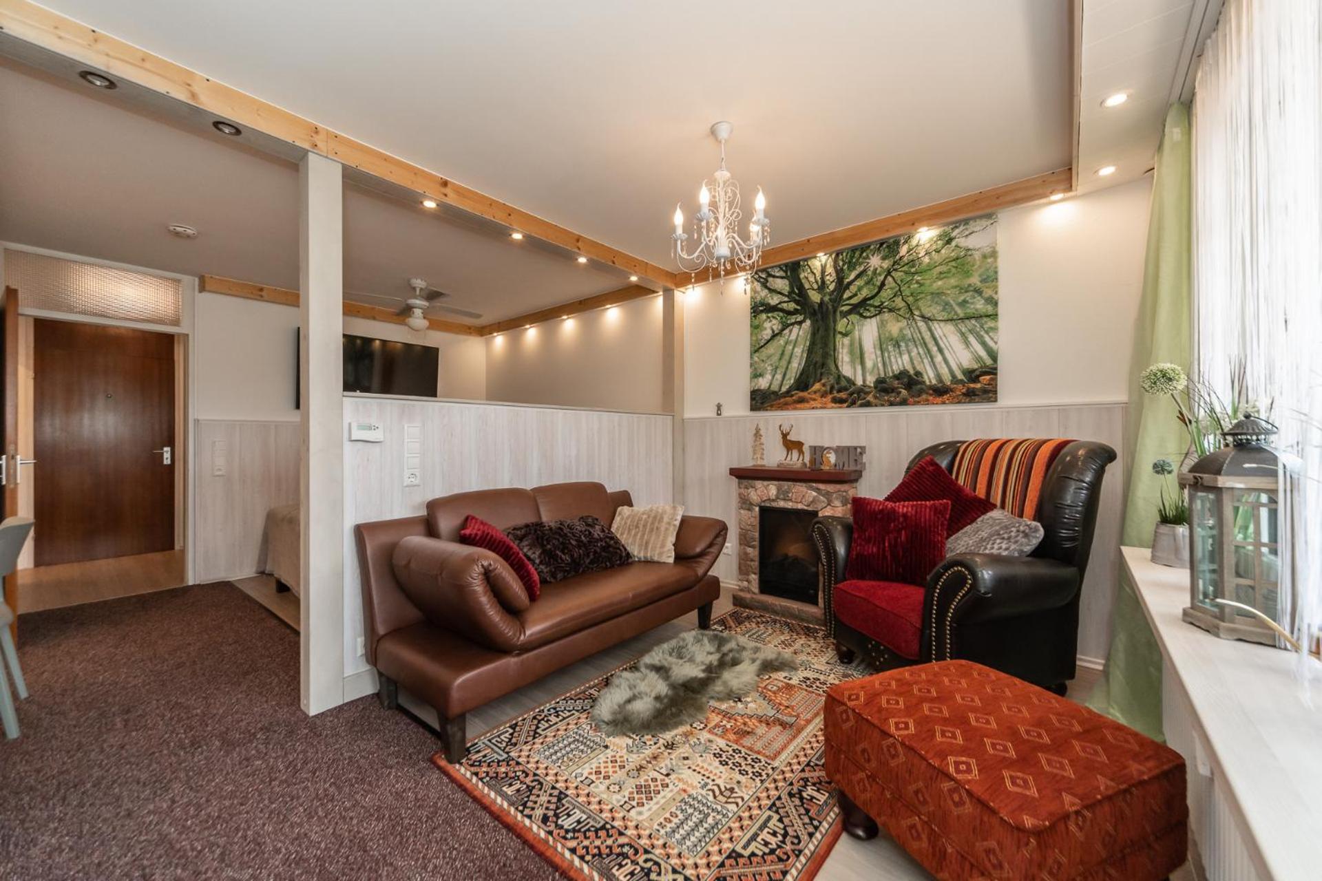 One-Bedroom Apartment - Photo 8