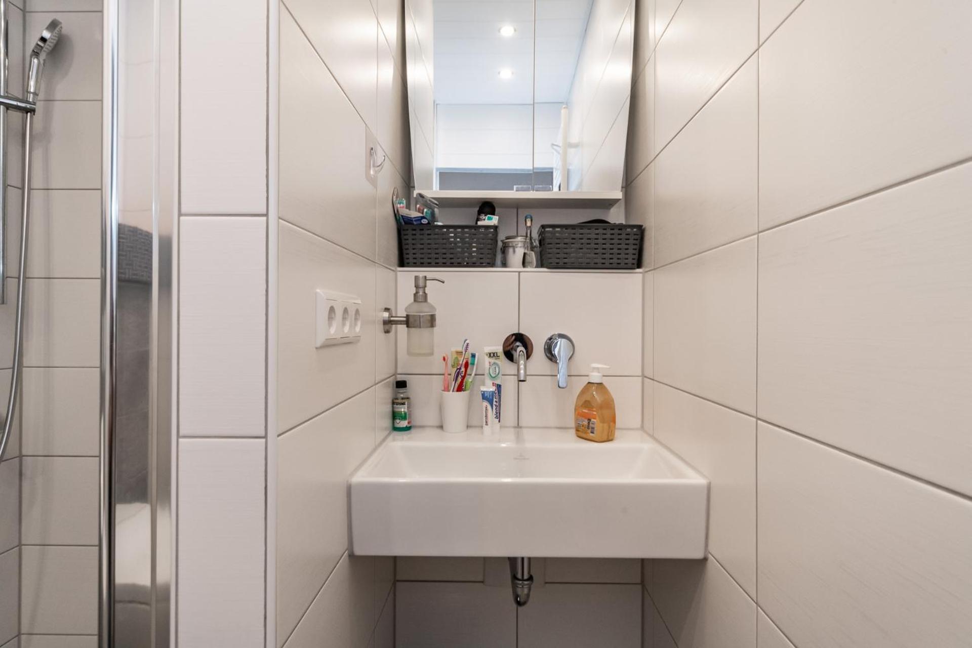 One-Bedroom Apartment - Photo 5